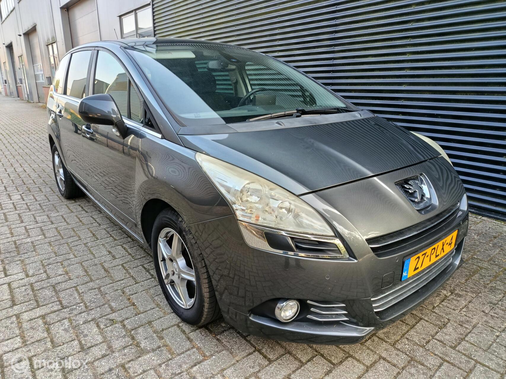Foto van Peugeot 5008
