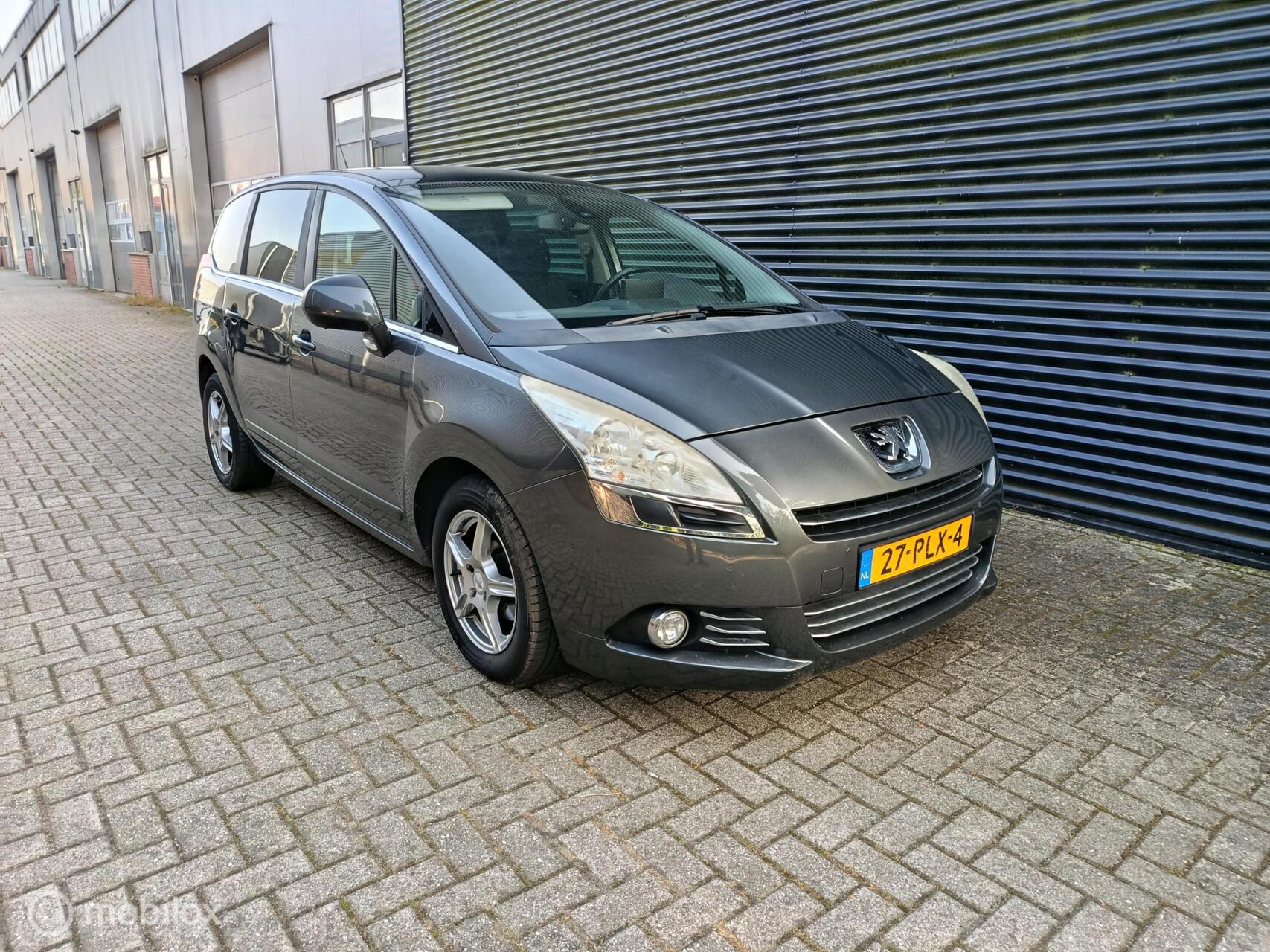 Foto van Peugeot 5008