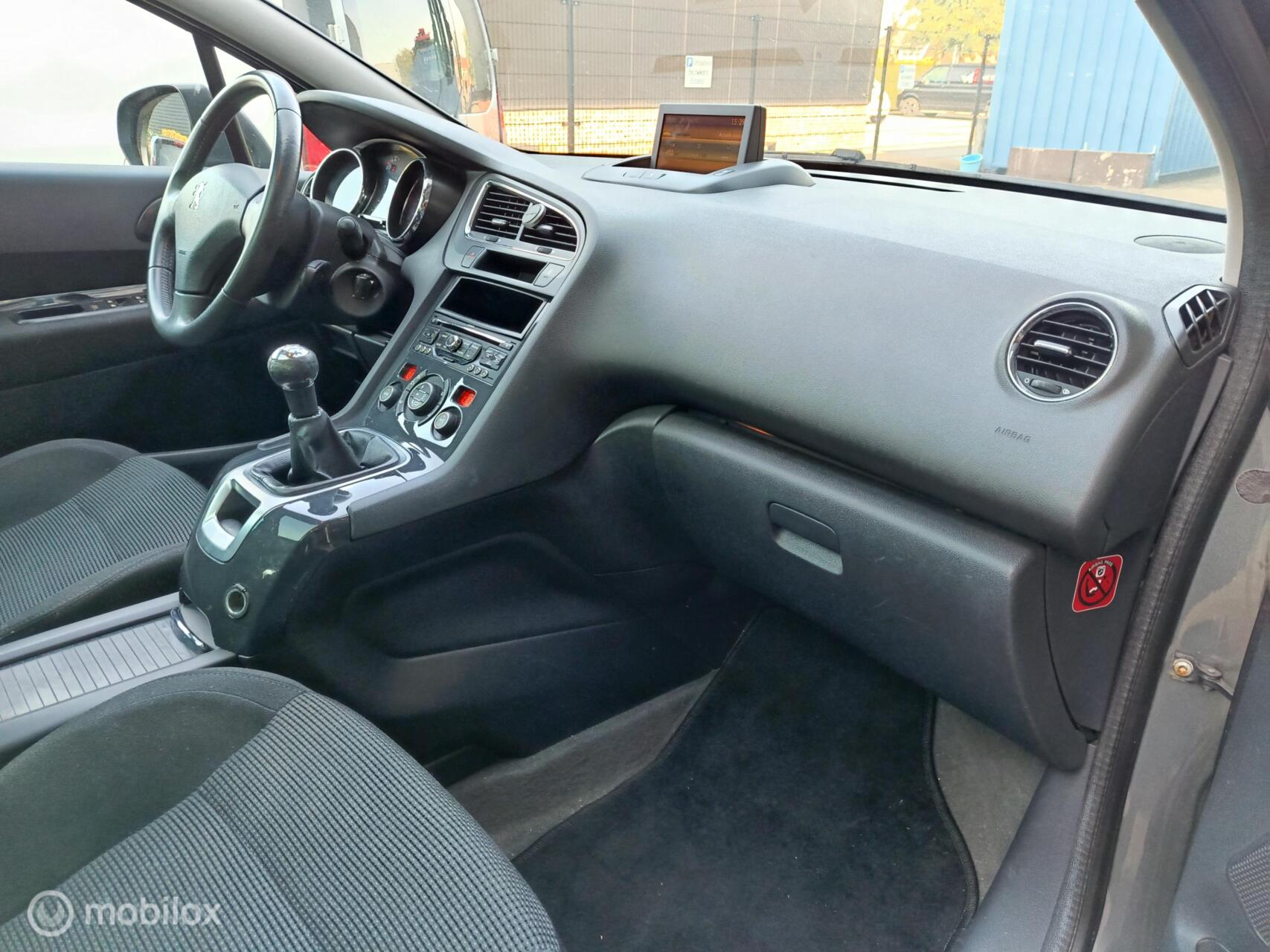 Foto van Peugeot 5008