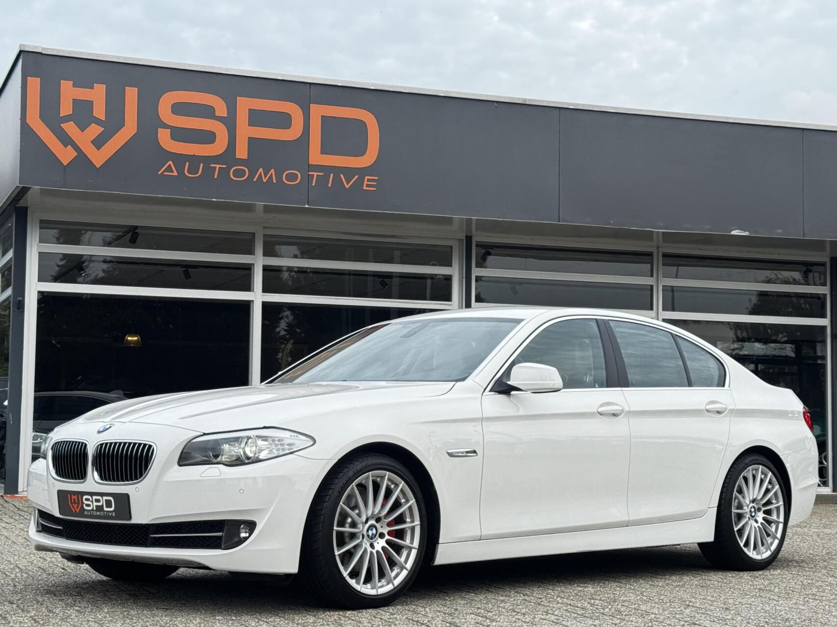 BMW 525d 525d High Executive|El.Trekhaa|Leder|Xenon|204Pk 2011 - voorkant