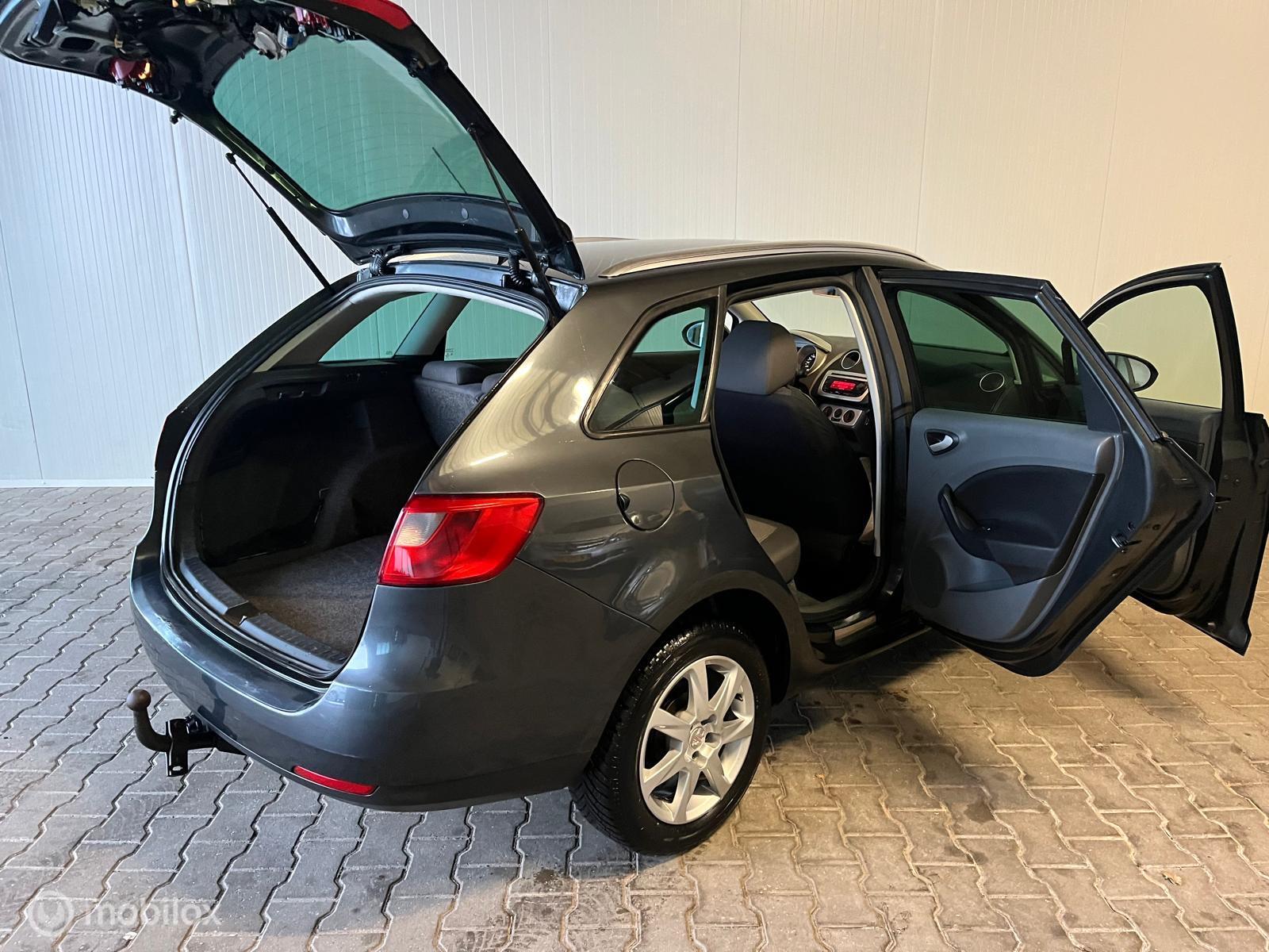 Foto van Seat Ibiza ST