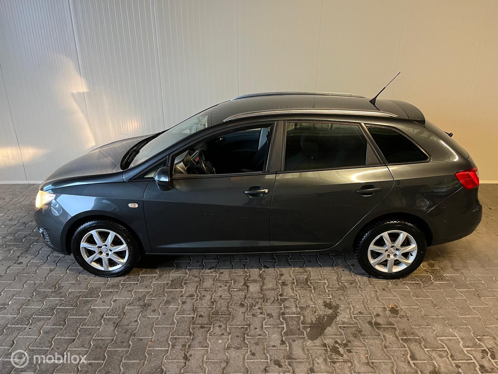 Foto van Seat Ibiza ST
