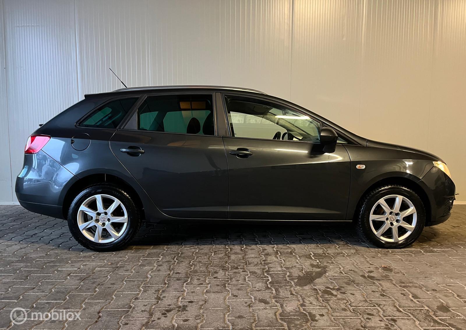 Foto van Seat Ibiza ST