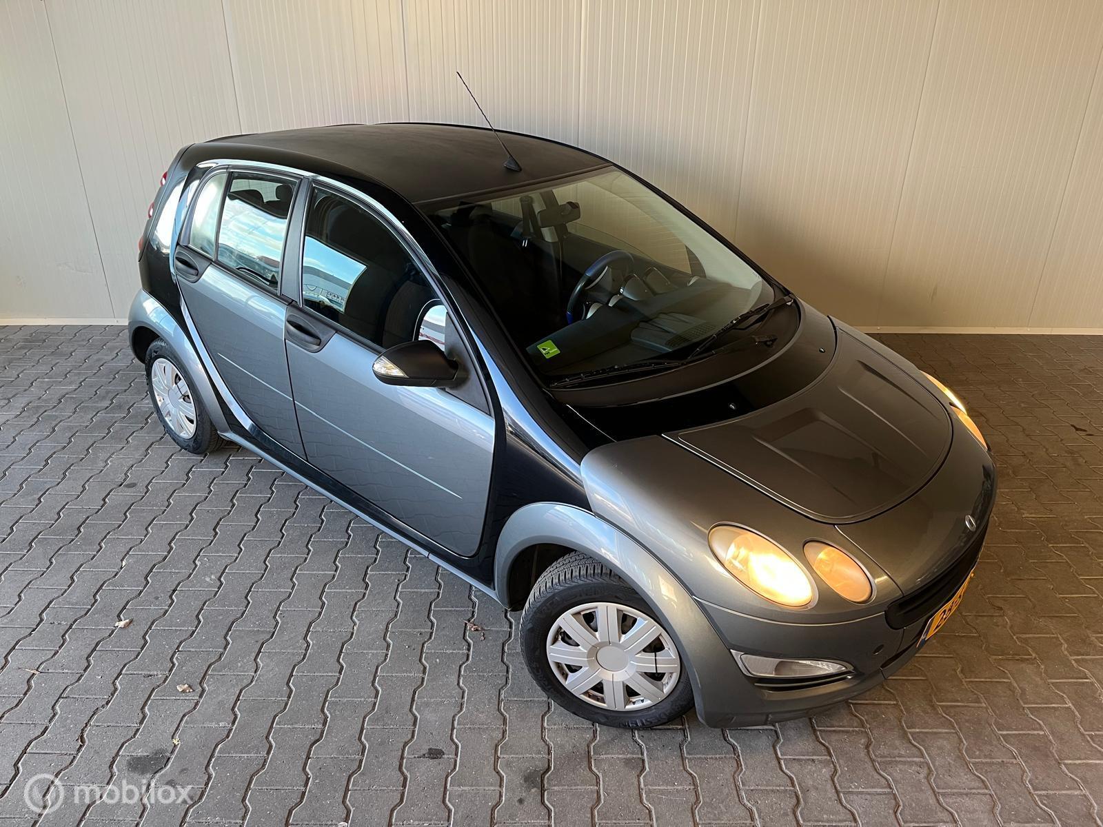 Foto van Smart Forfour 1.0