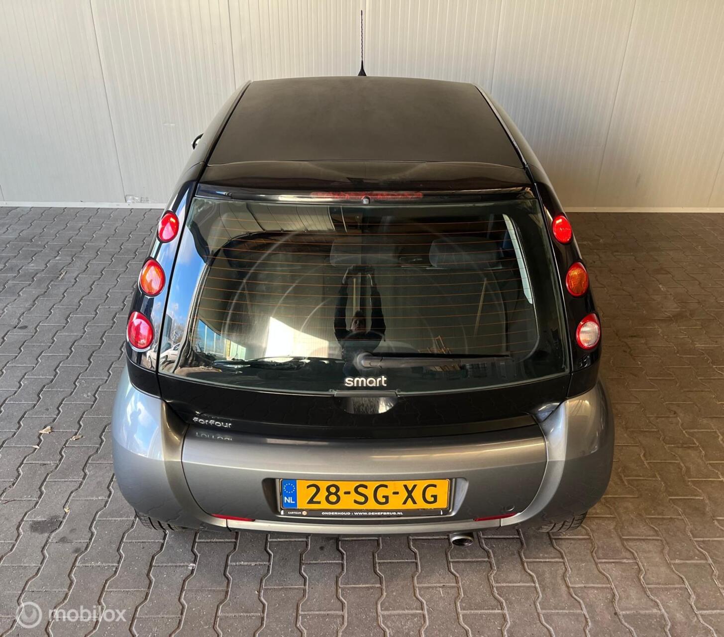 Foto van Smart Forfour 1.0