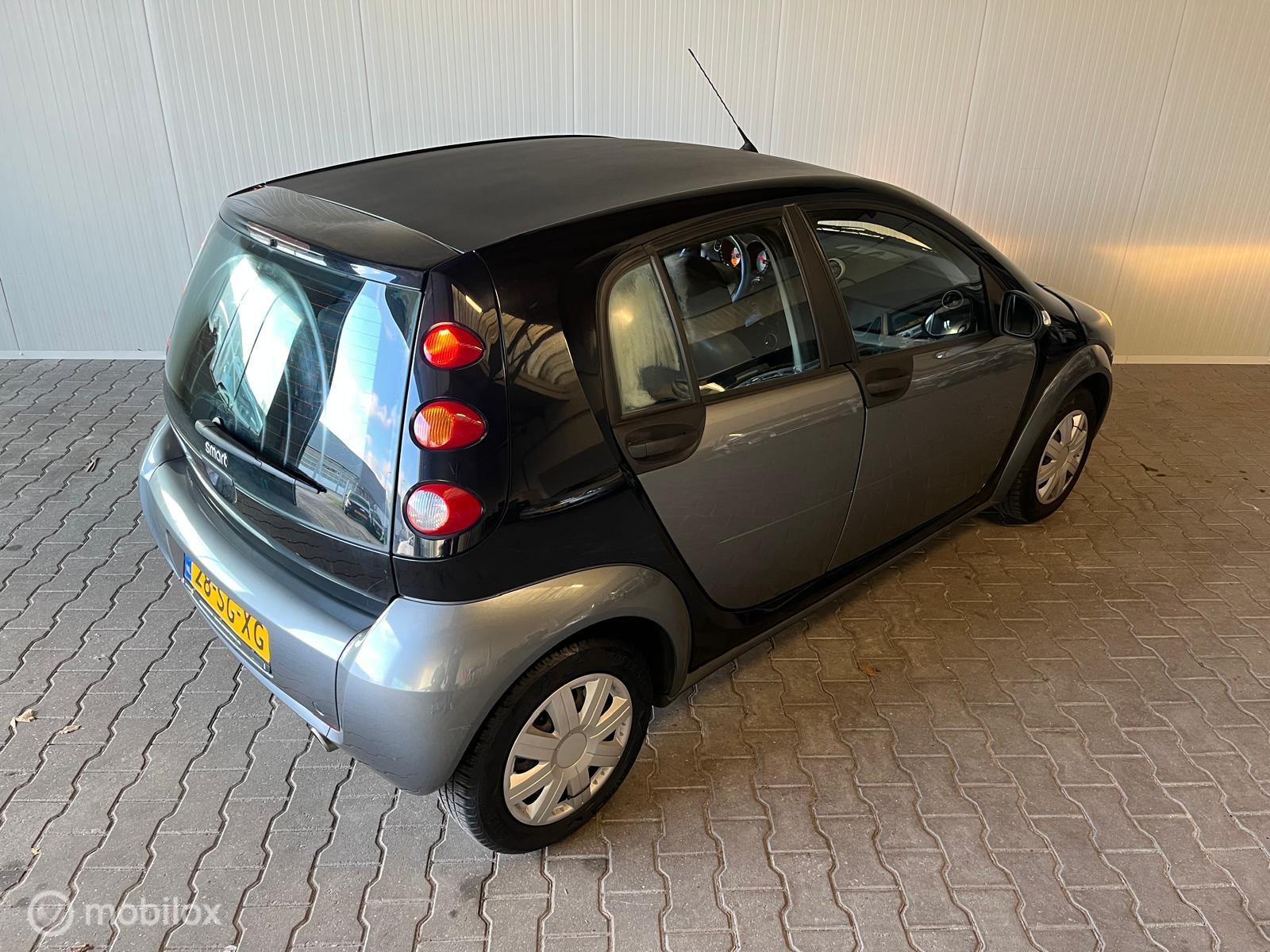 Foto van Smart Forfour 1.0