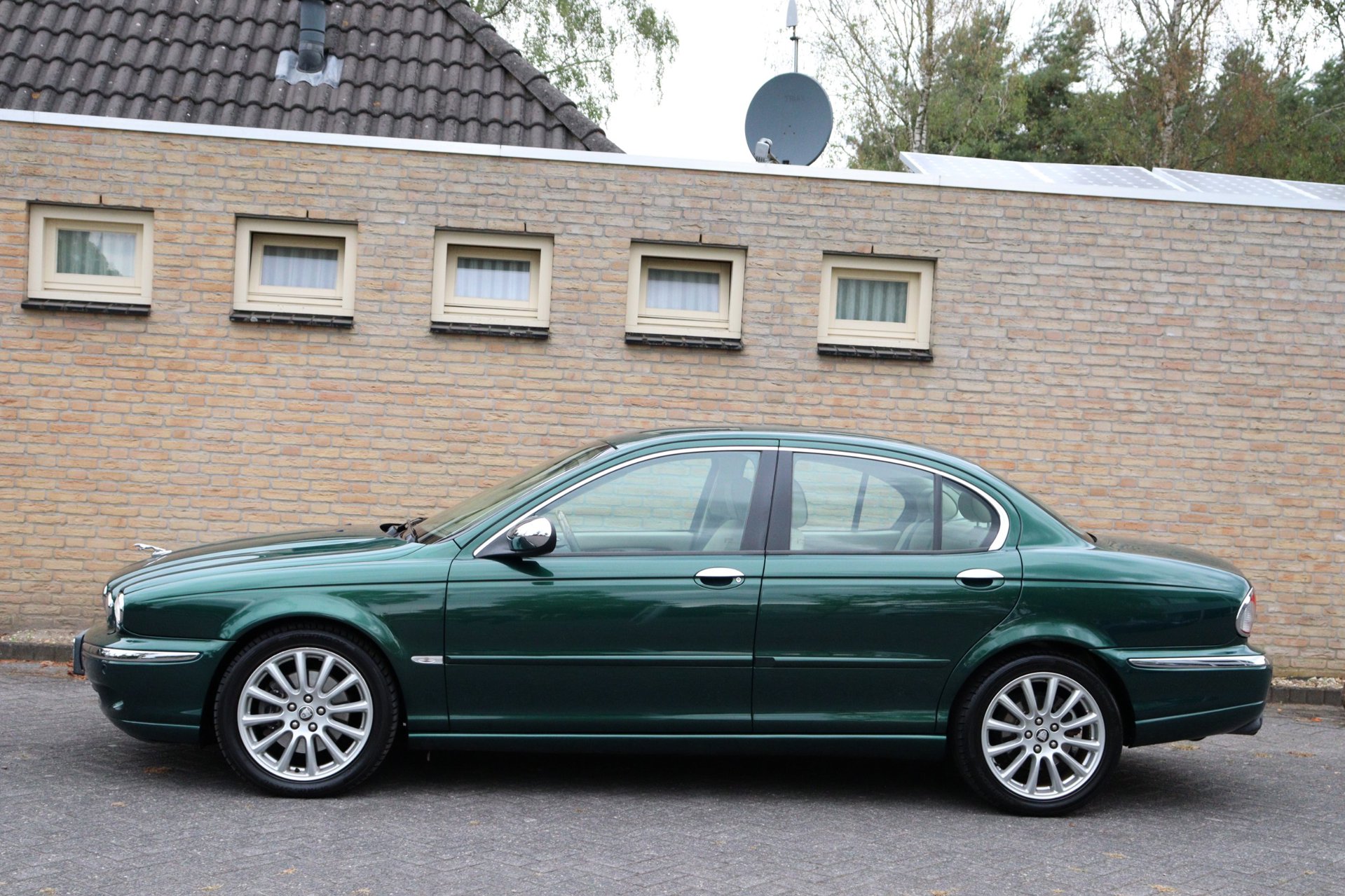 Foto van Jaguar X-type 2.5 V6 Executive