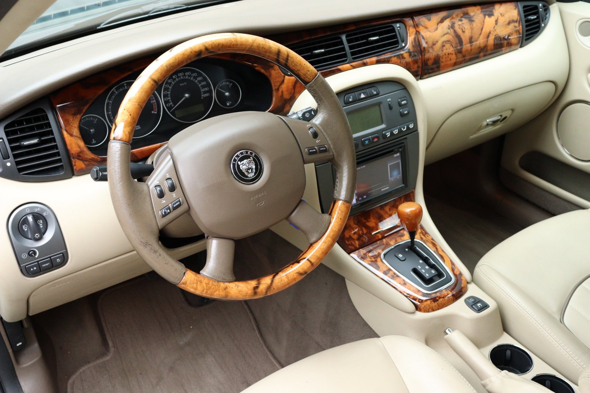 Foto van Jaguar X-type 2.5 V6 Executive