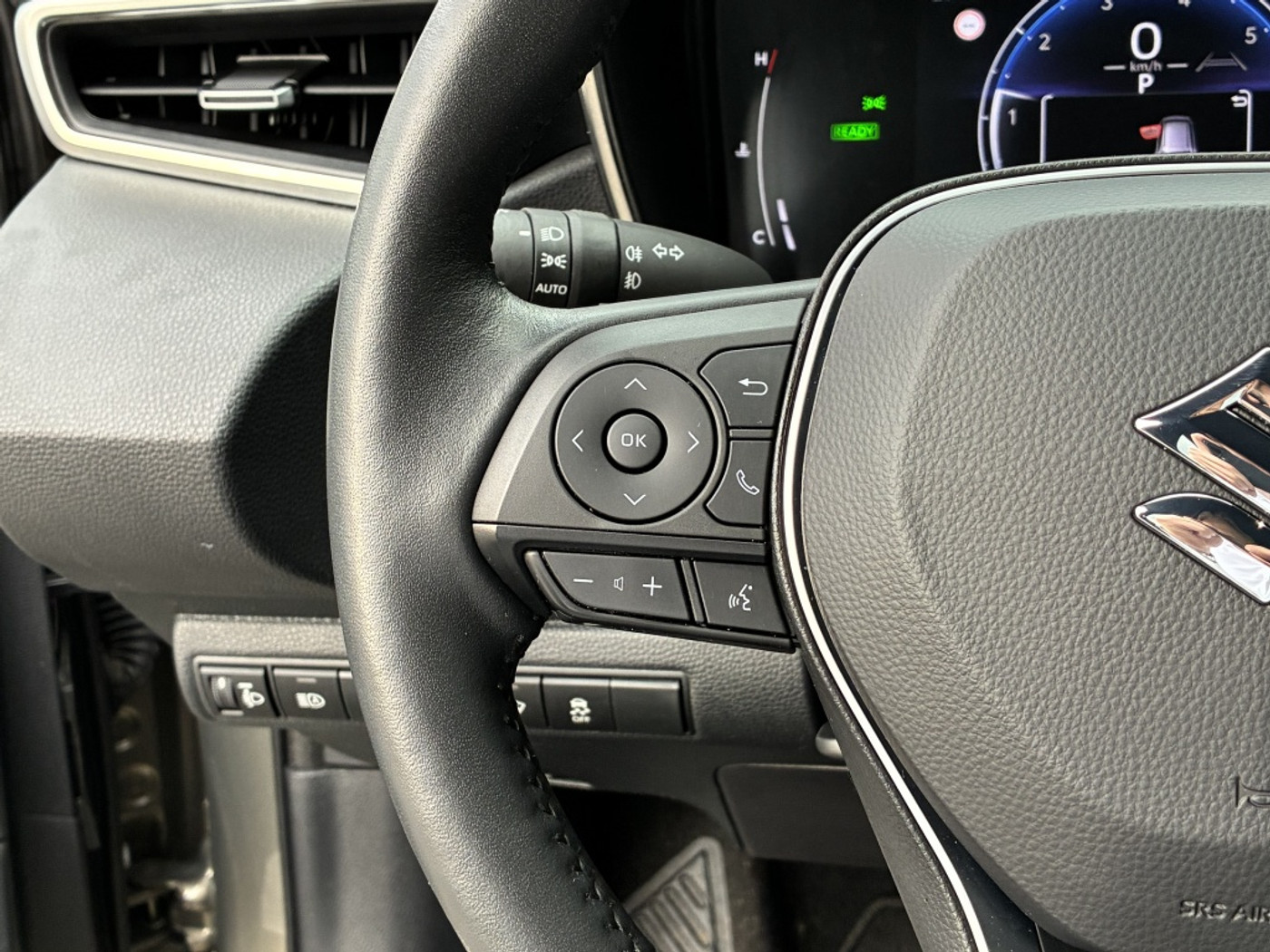 Foto van Suzuki Suzuki Swace