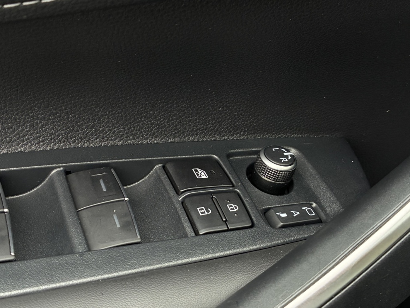 Foto van Suzuki Suzuki Swace