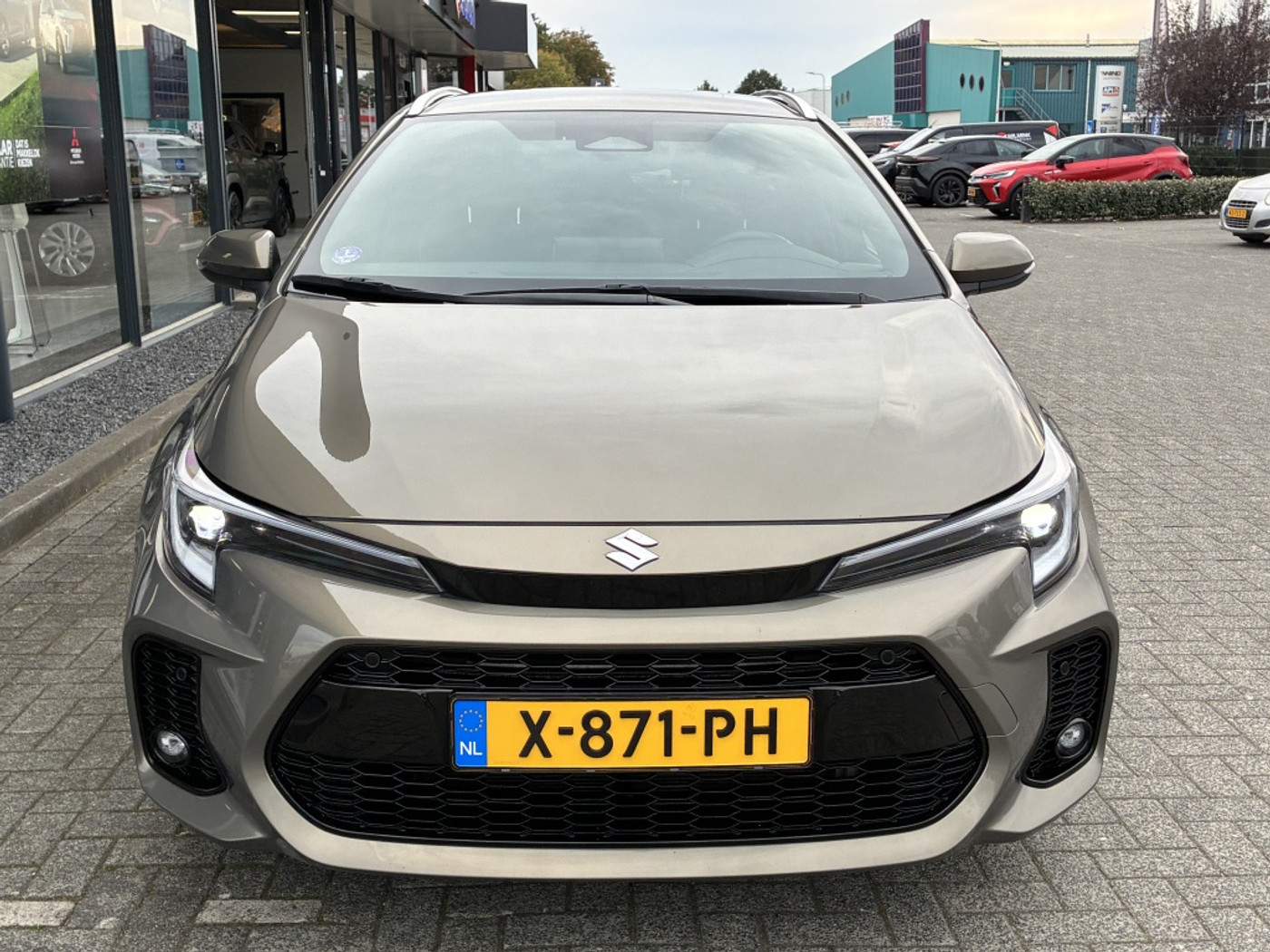 Foto van Suzuki Suzuki Swace