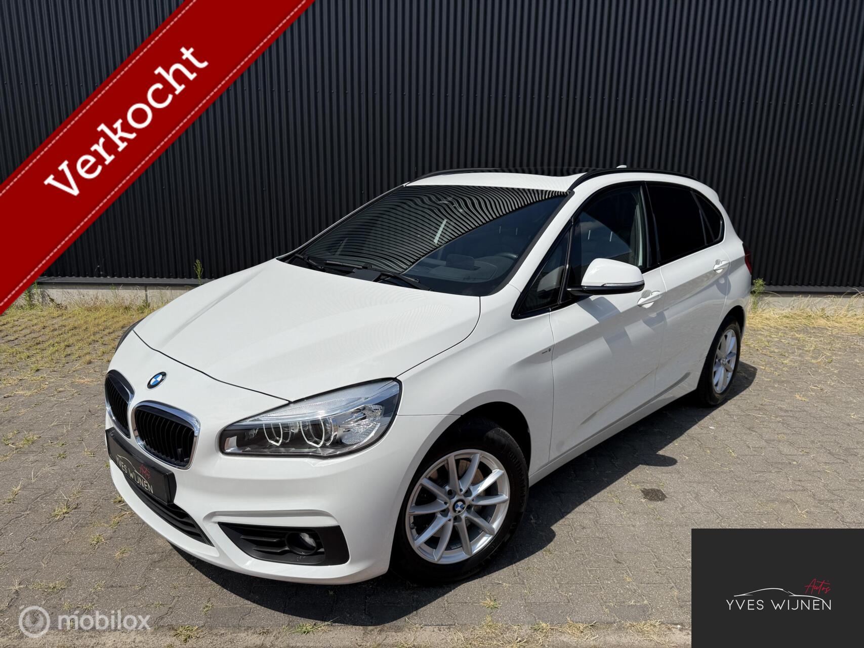 BMW 218i Active Tourer 218i Luxury NIEUWSTAAT 2015 - voorkant
