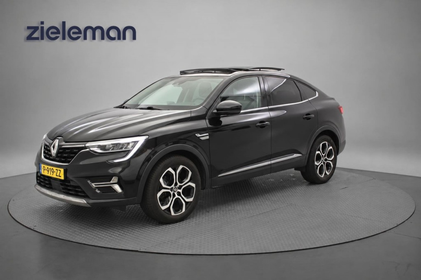 Foto van Renault Arkana E-tech