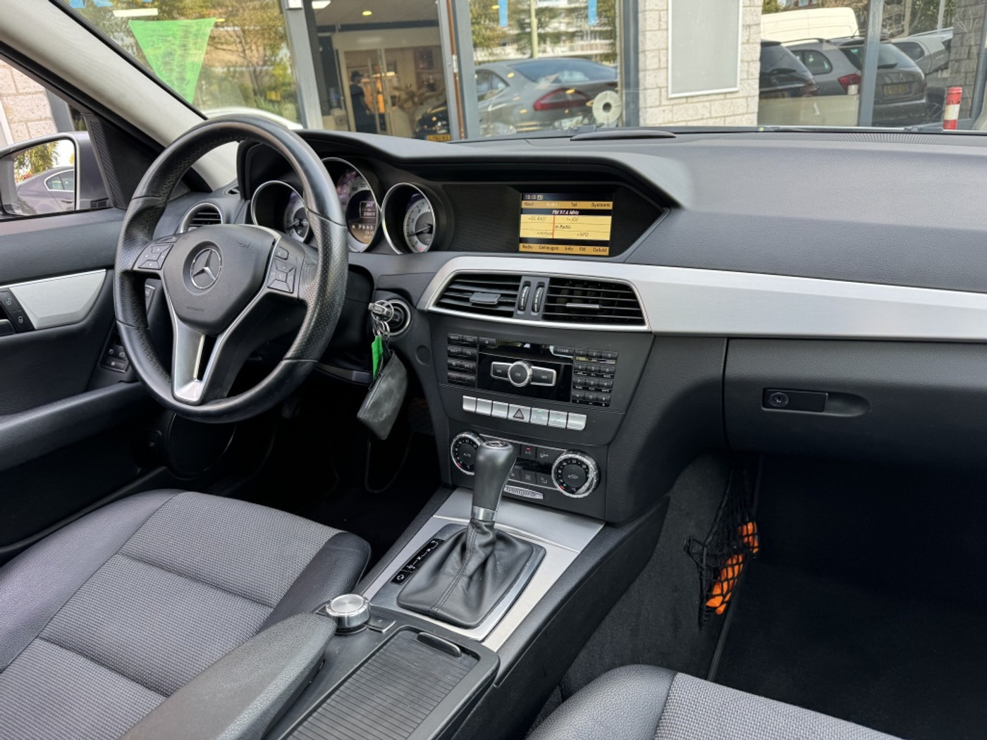 Foto van Mercedes-Benz C 180