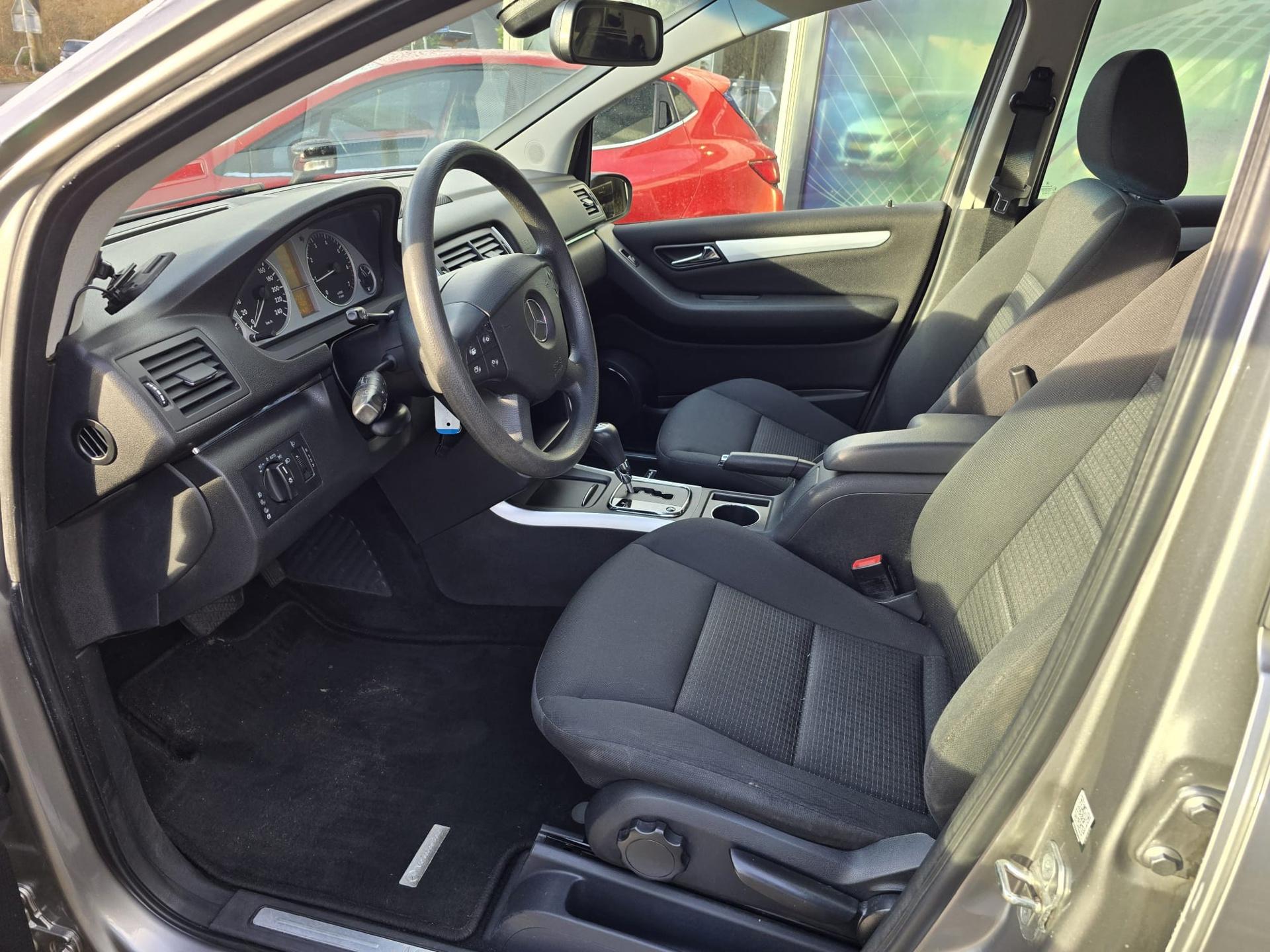 Foto van Mercedes-Benz B 170