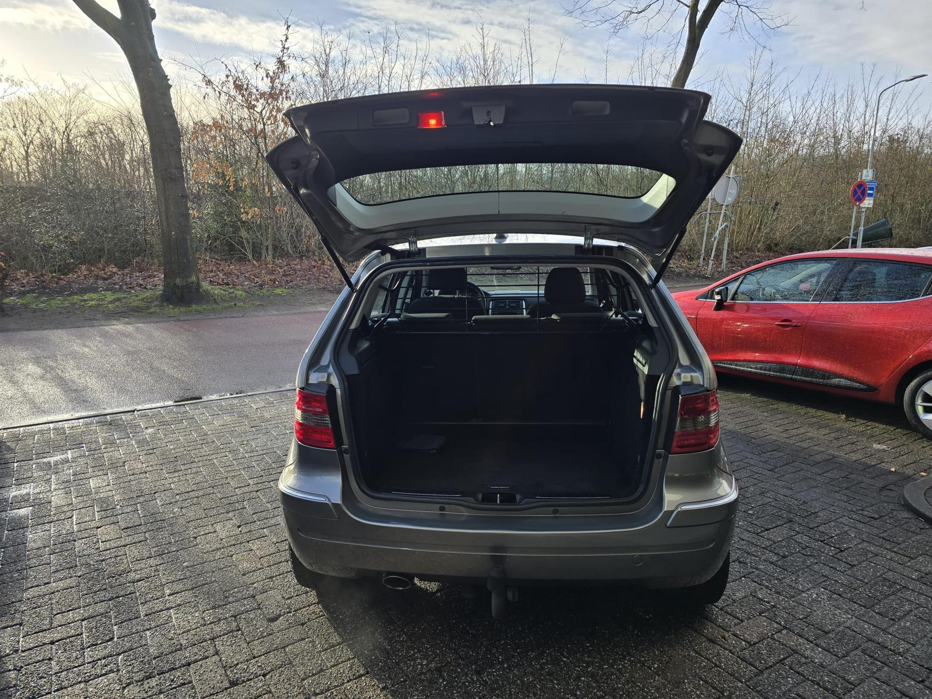 Foto van Mercedes-Benz B 170