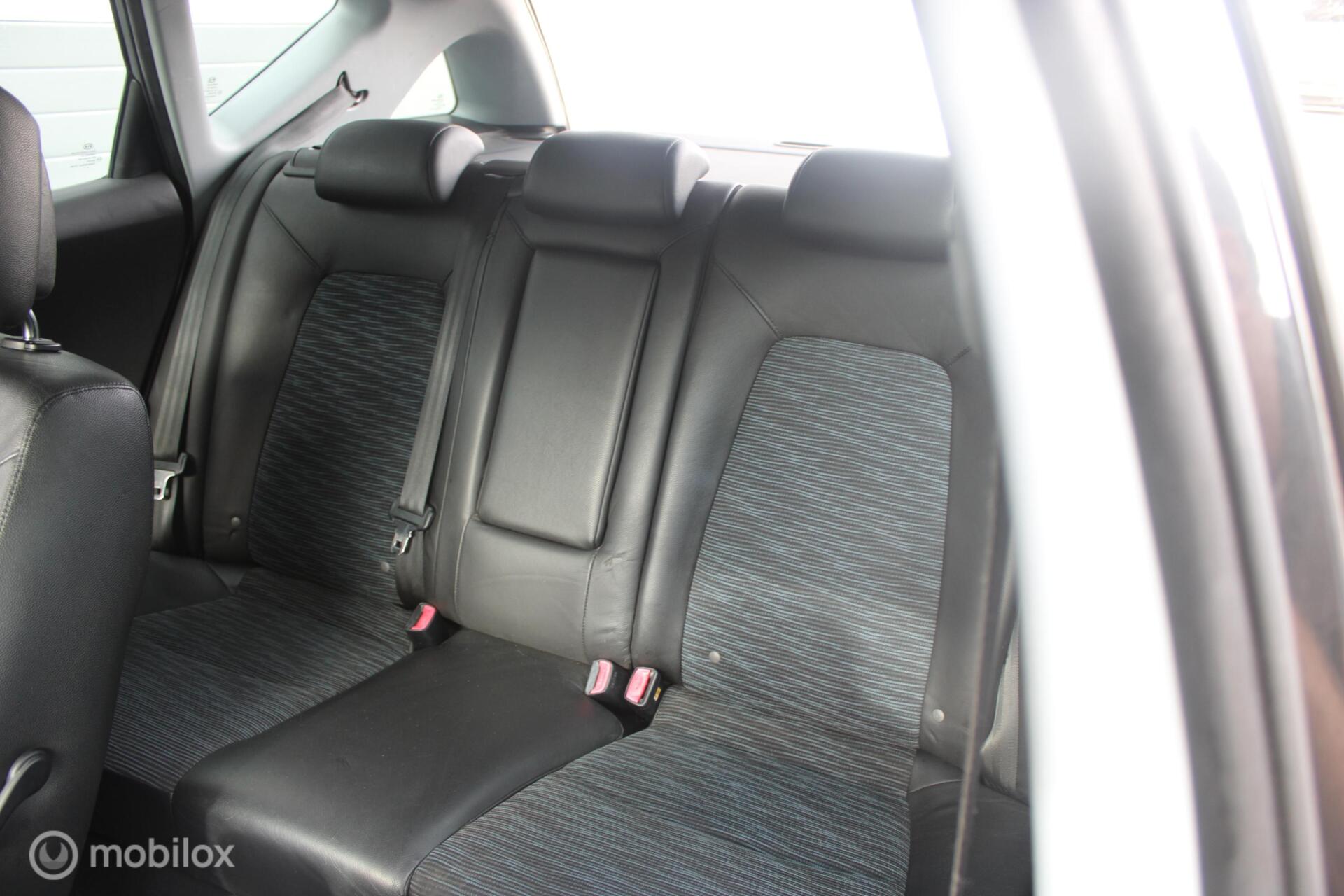Foto van Kia Cee D