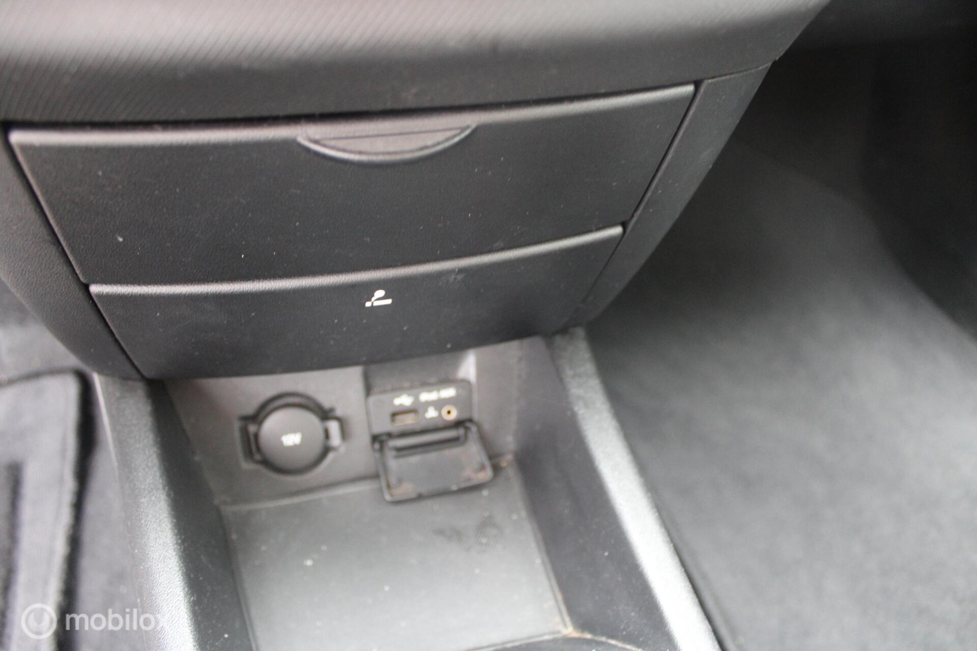 Foto van Kia Cee D