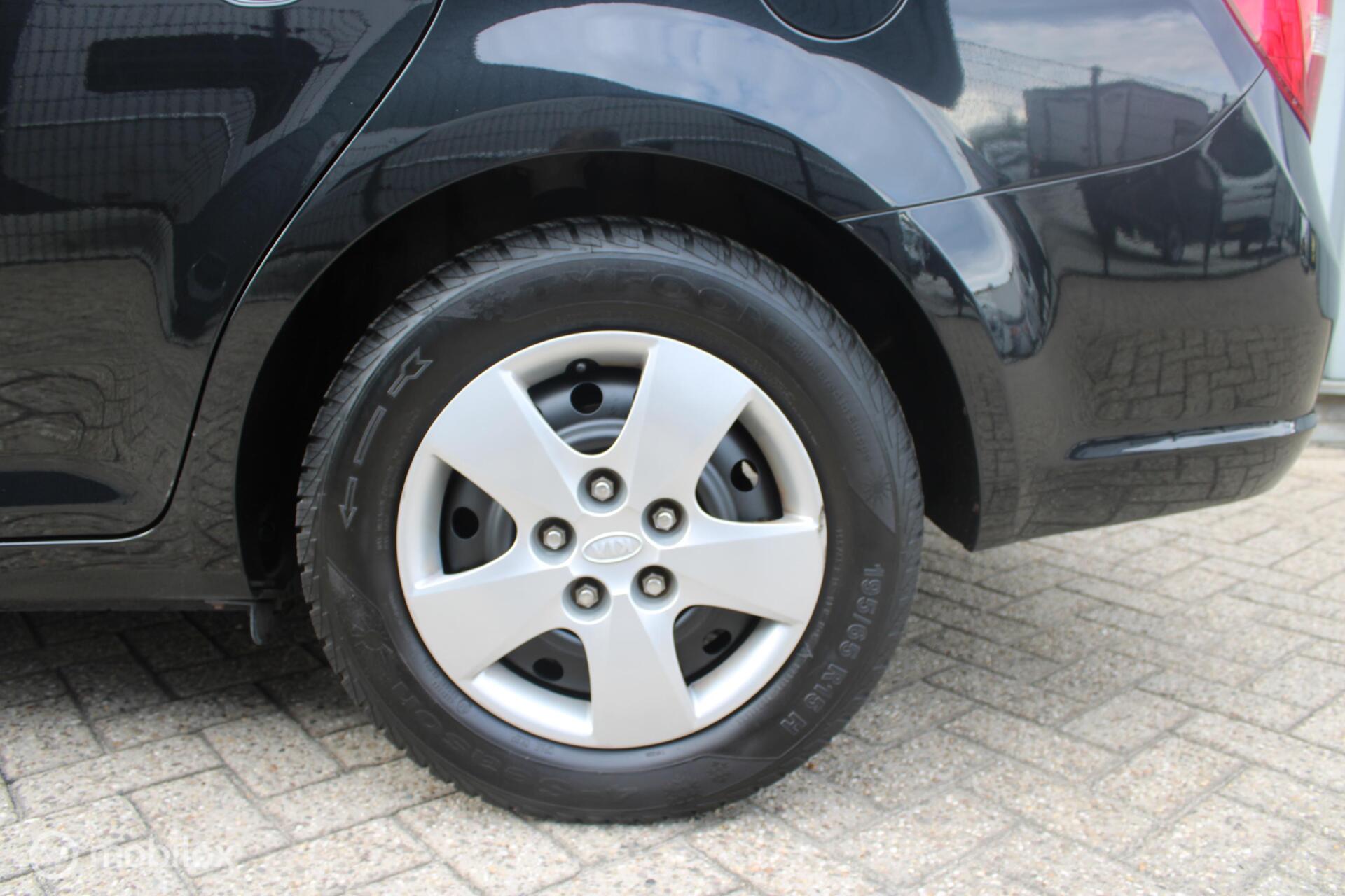 Foto van Kia Cee D