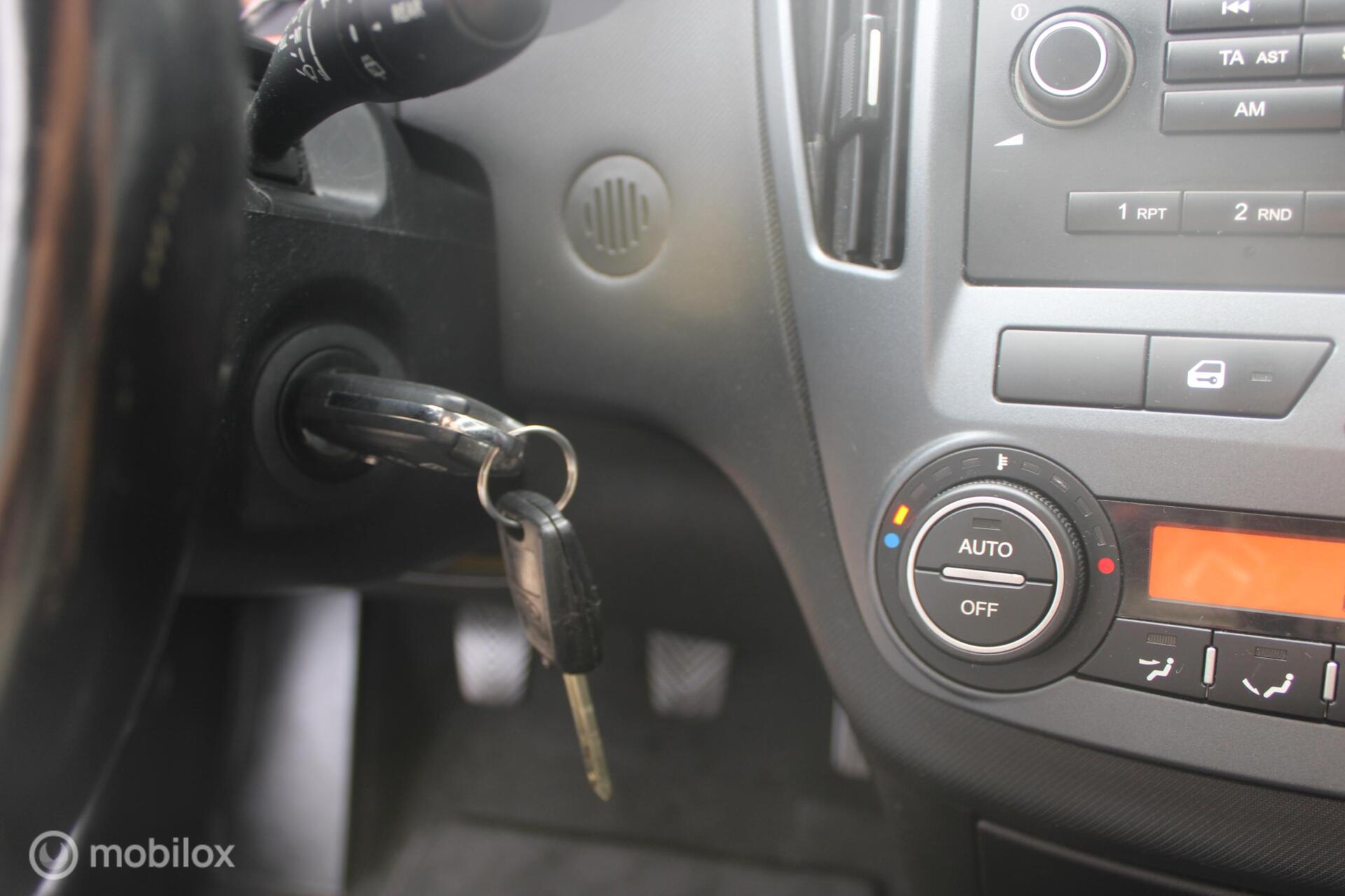 Foto van Kia Cee D