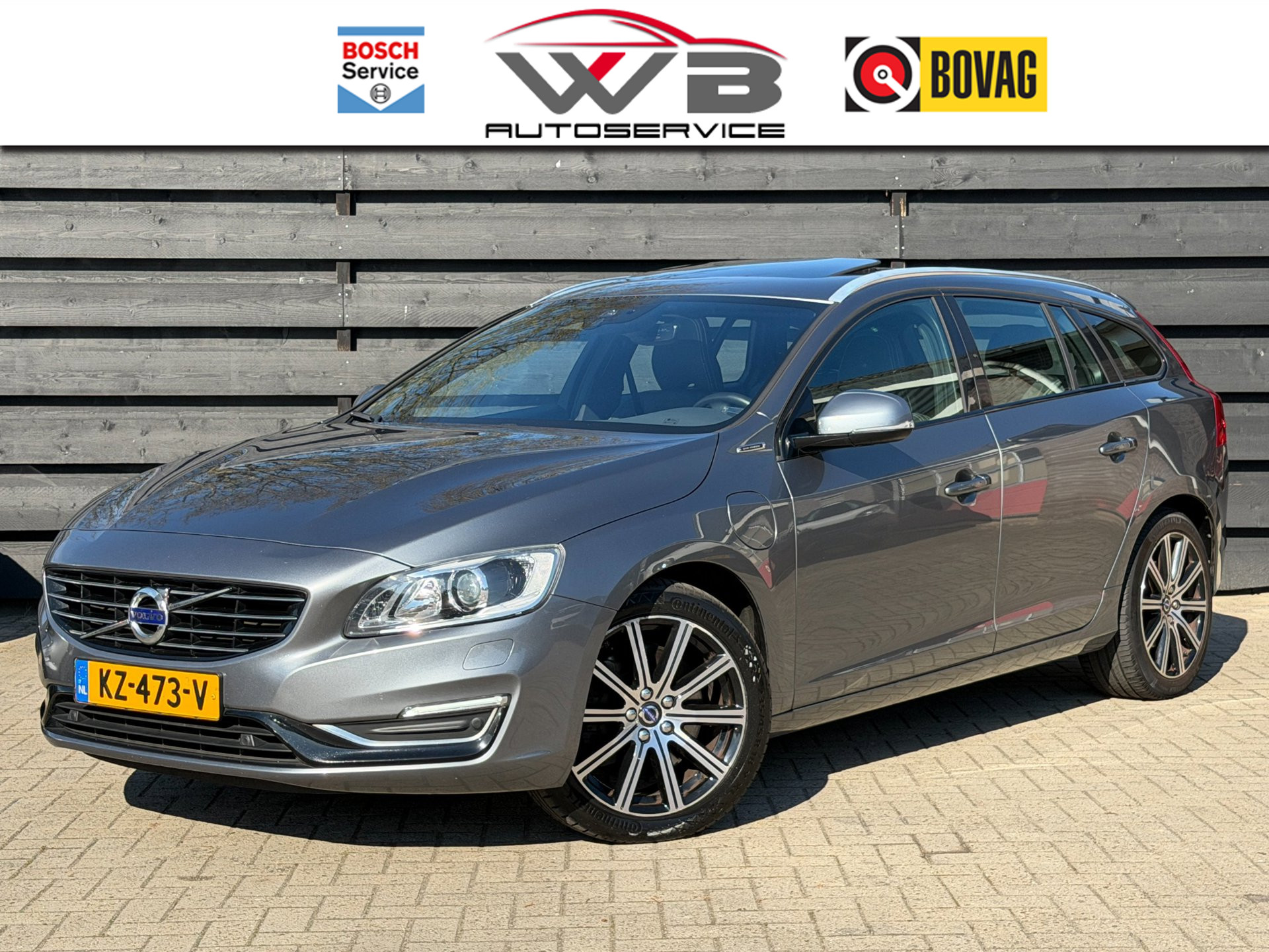 Volvo V60 Twin Engine 2.4 D5 Twin Engine R-Design I Schuifdak I Leder I Memory 2016 - voorkant
