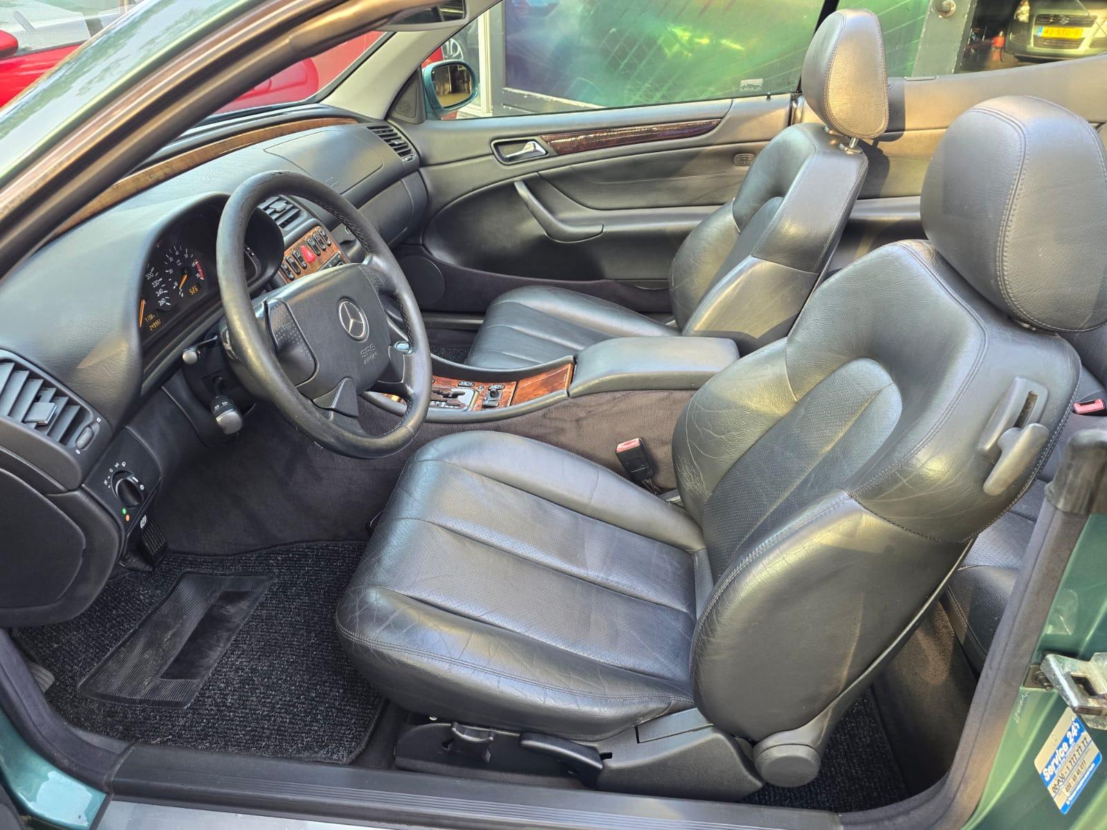 Foto van Mercedes-Benz CLK 230 Kompressor