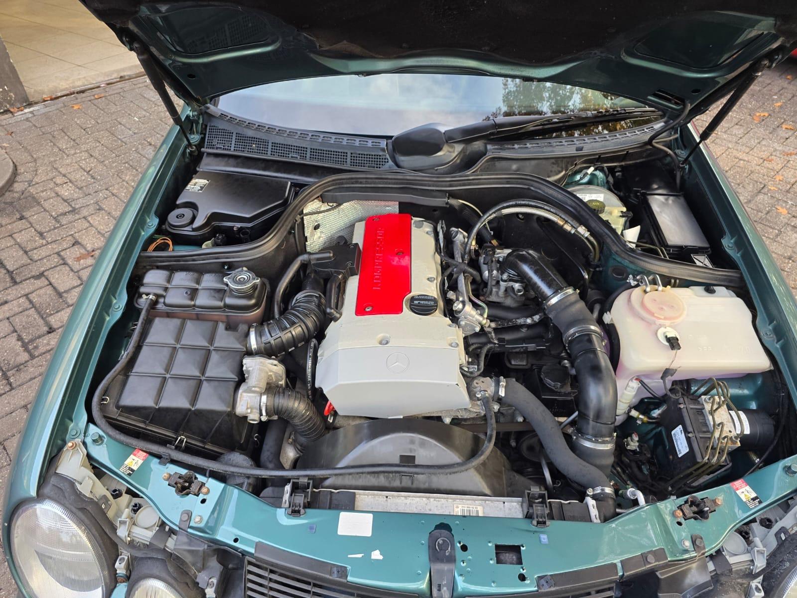 Foto van Mercedes-Benz CLK 230 Kompressor