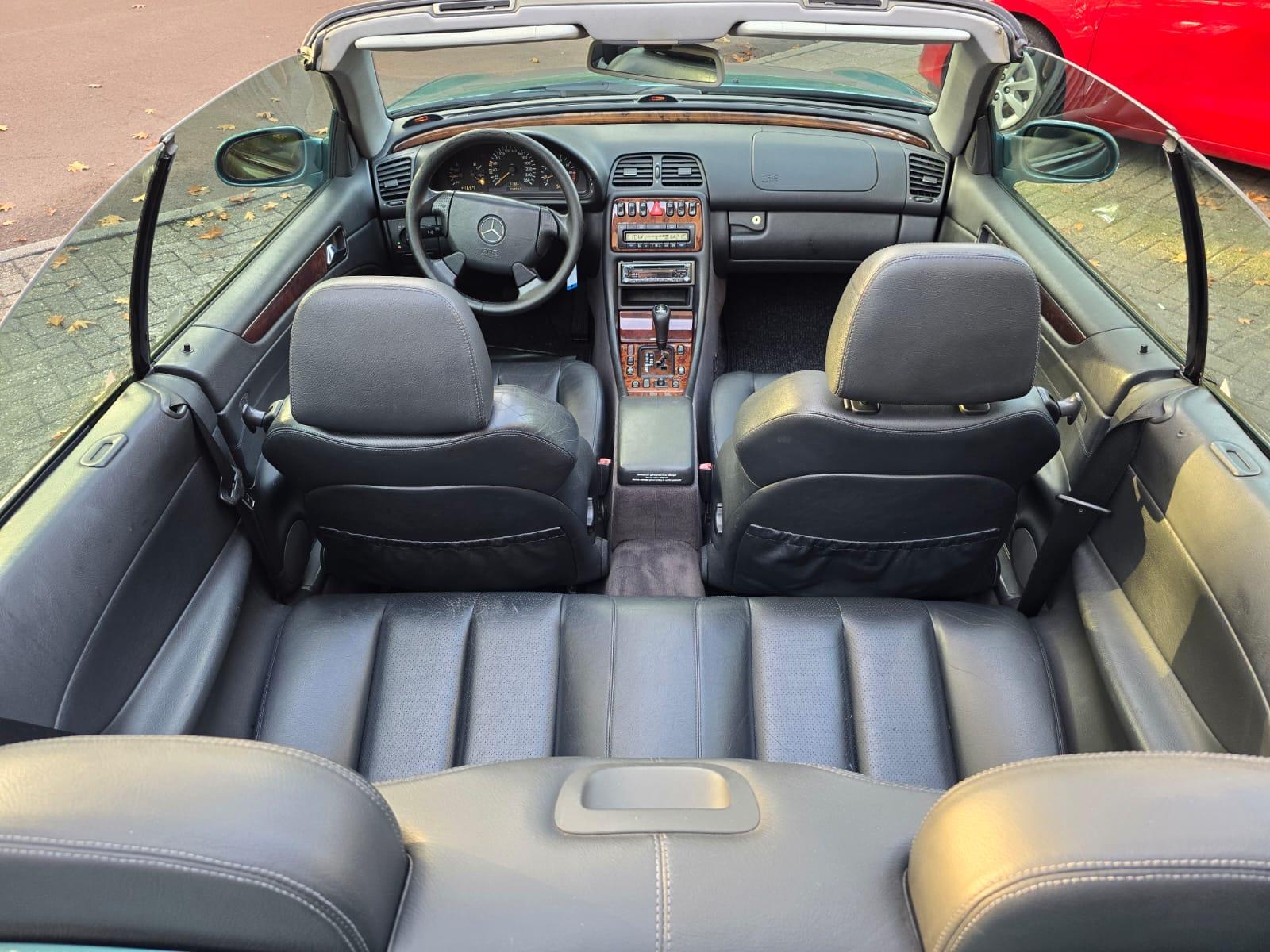 Foto van Mercedes-Benz CLK 230 Kompressor