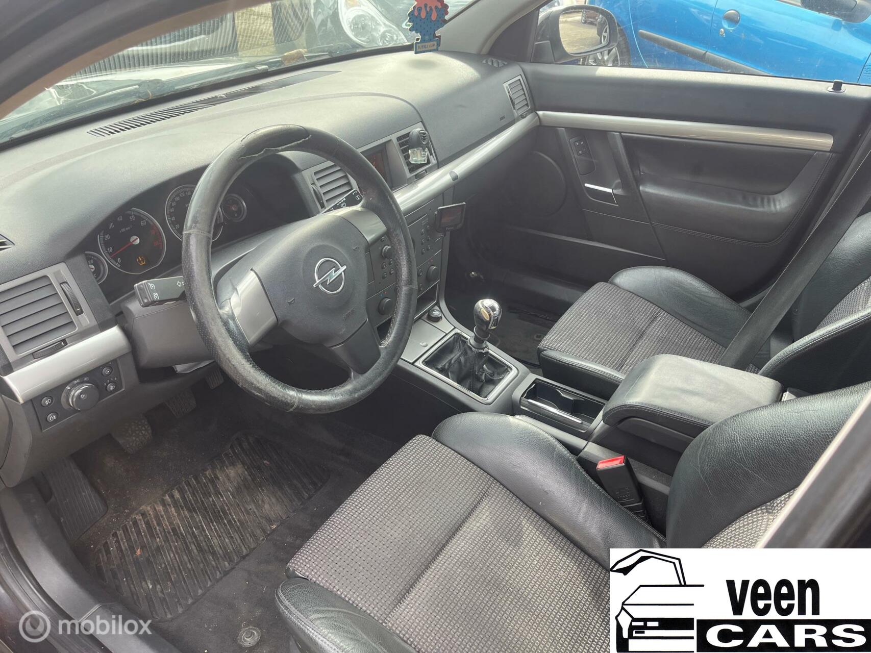 Foto van Opel Vectra GTS