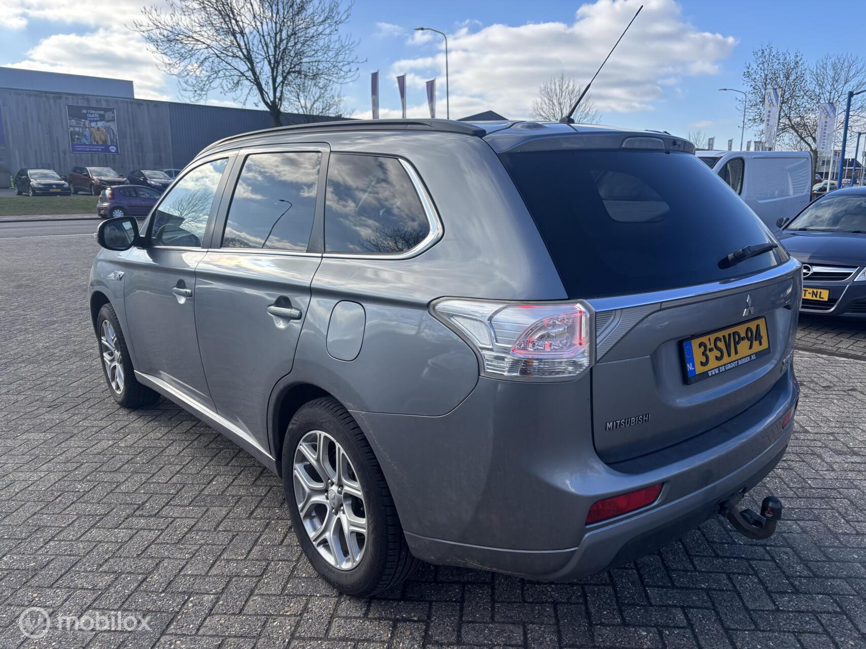 Foto van Mitsubishi Mitsubishi Outlander