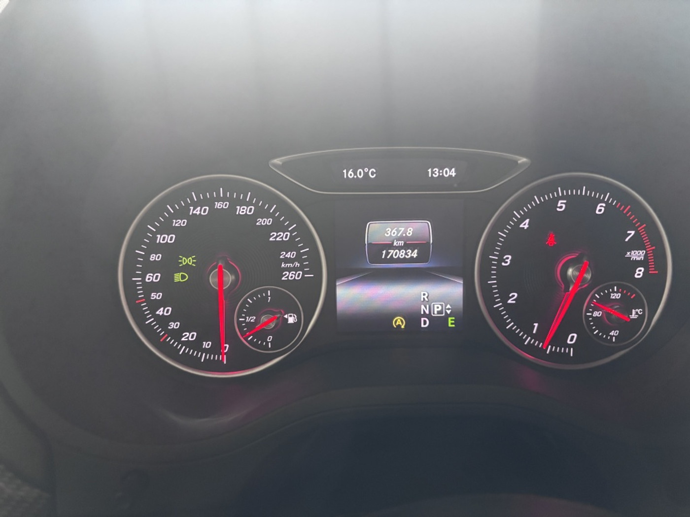Foto van Mercedes-Benz B 180