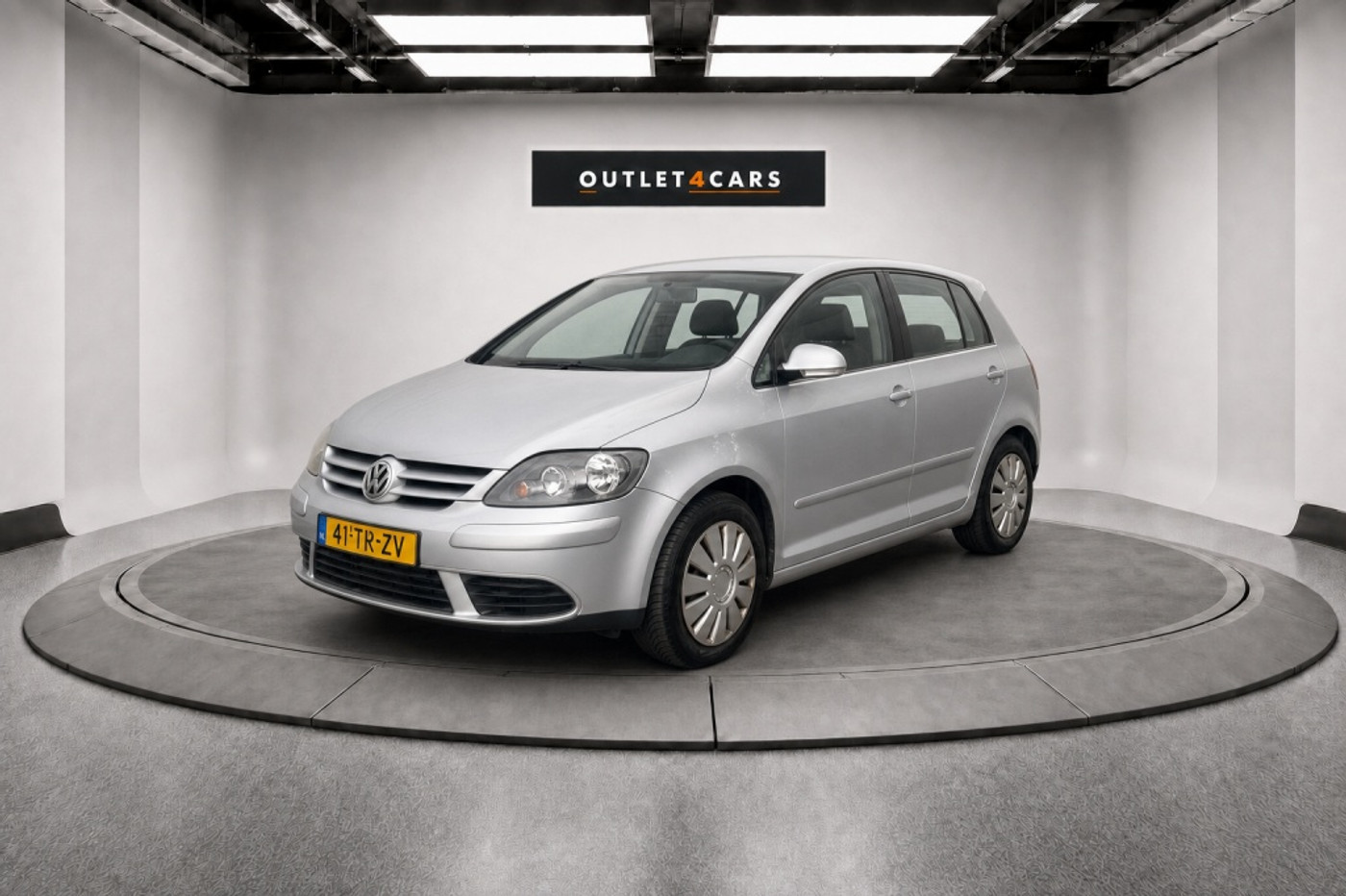 Volkswagen Golf Plus 1.6 FSI Optive 2 2007 - voorkant