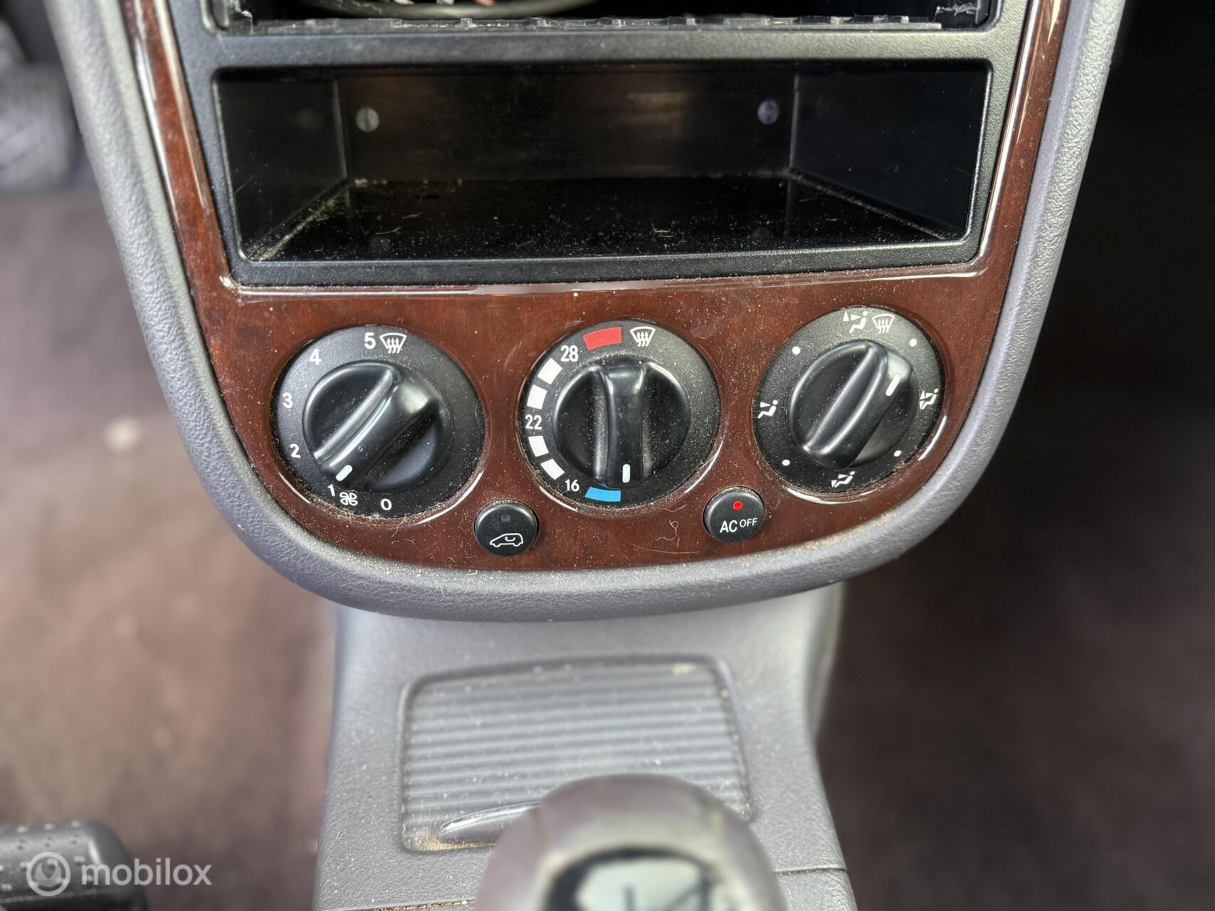 Foto van Mercedes-Benz A 160