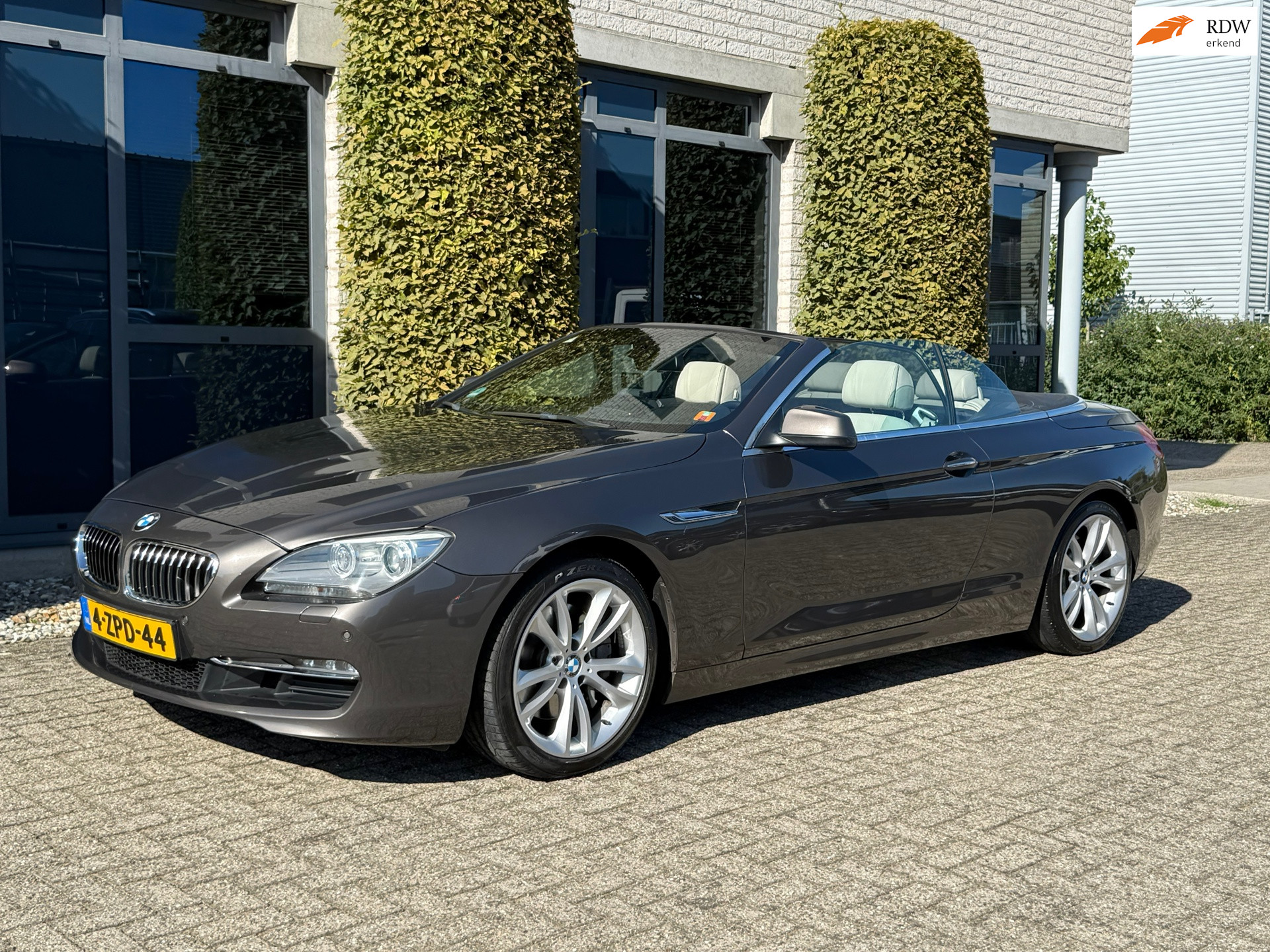 BMW 640i 640i High Executive 2011 - voorkant