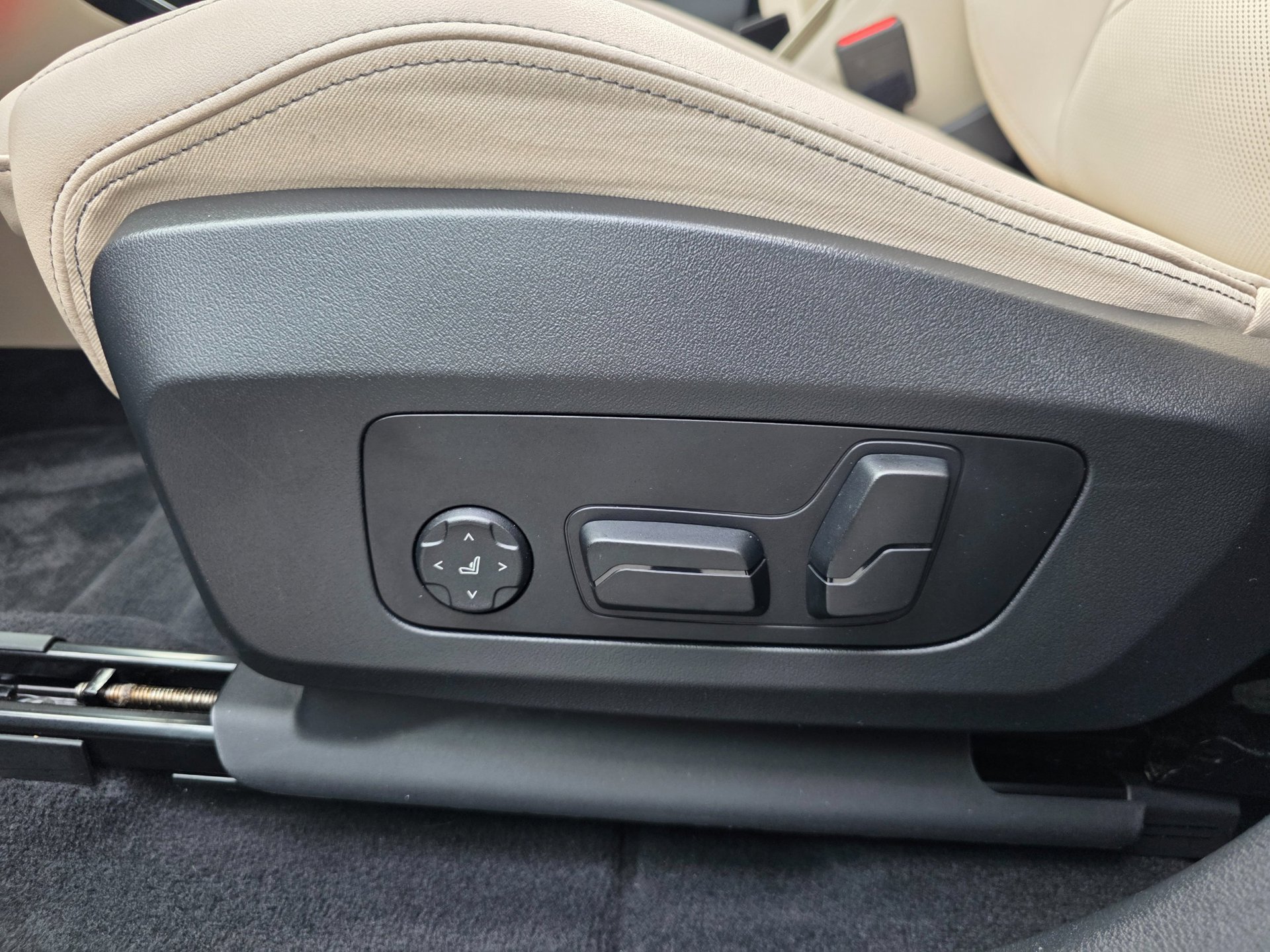 Foto van BMW Ix1 Edrive20