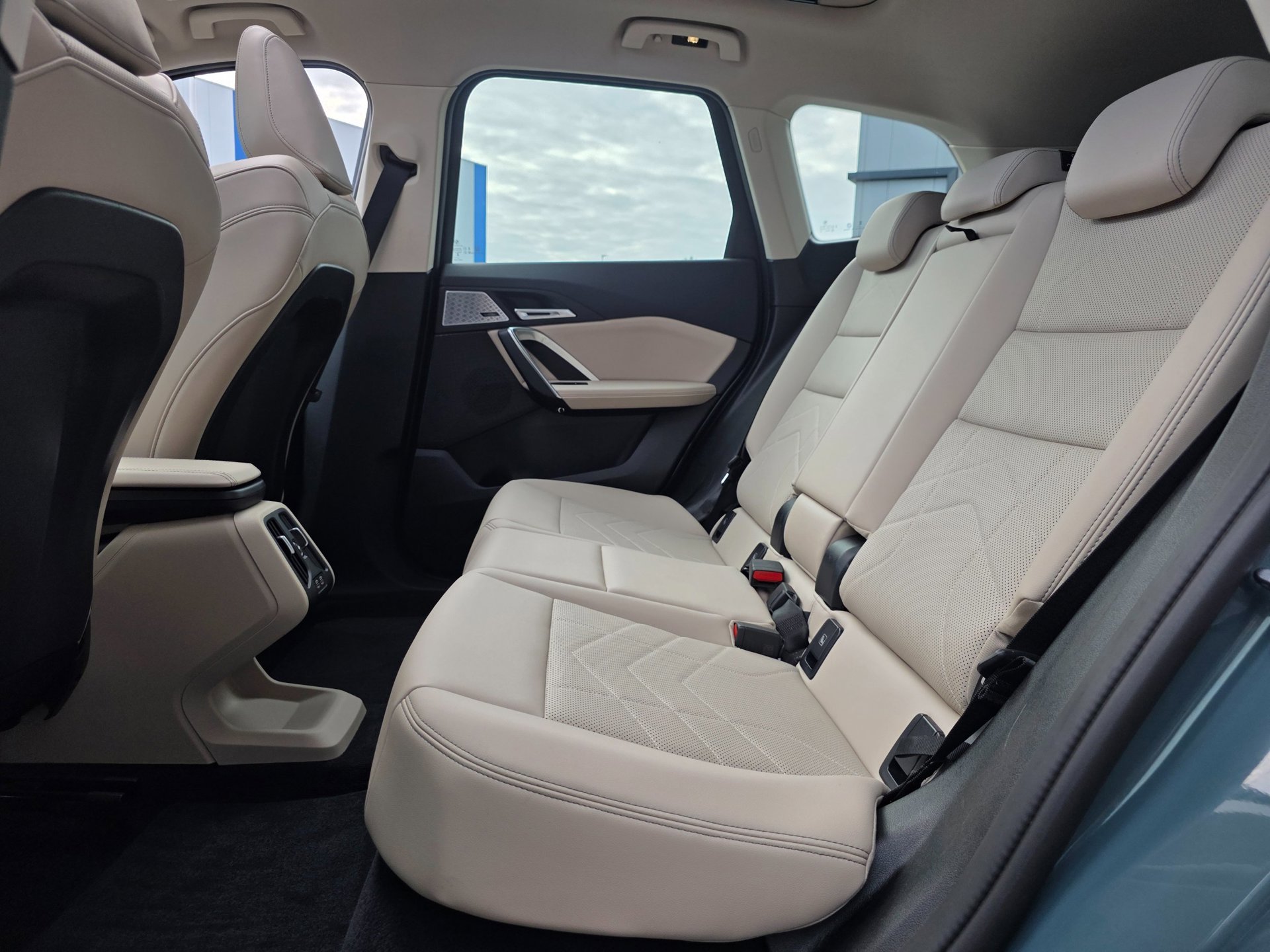 Foto van BMW Ix1 Edrive20