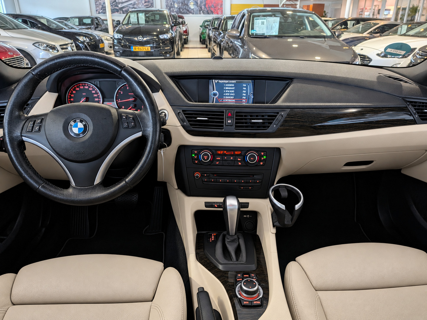 Foto van BMW X1 sDrive 18i