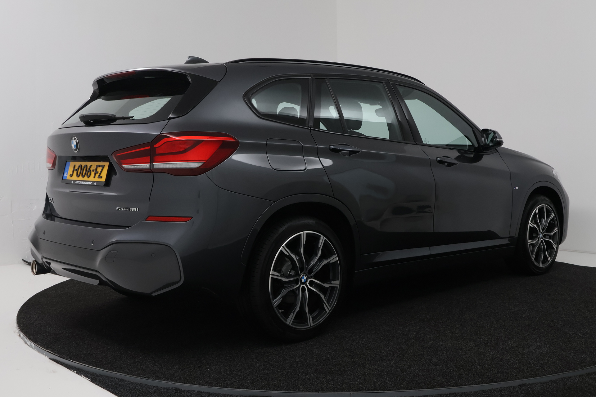 Foto van BMW X1 Sdrive18i