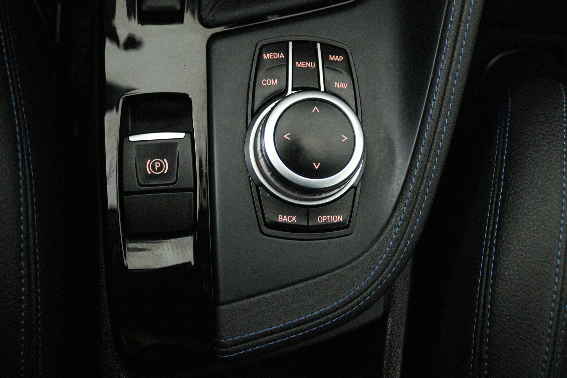 Foto van BMW X1 Sdrive18i