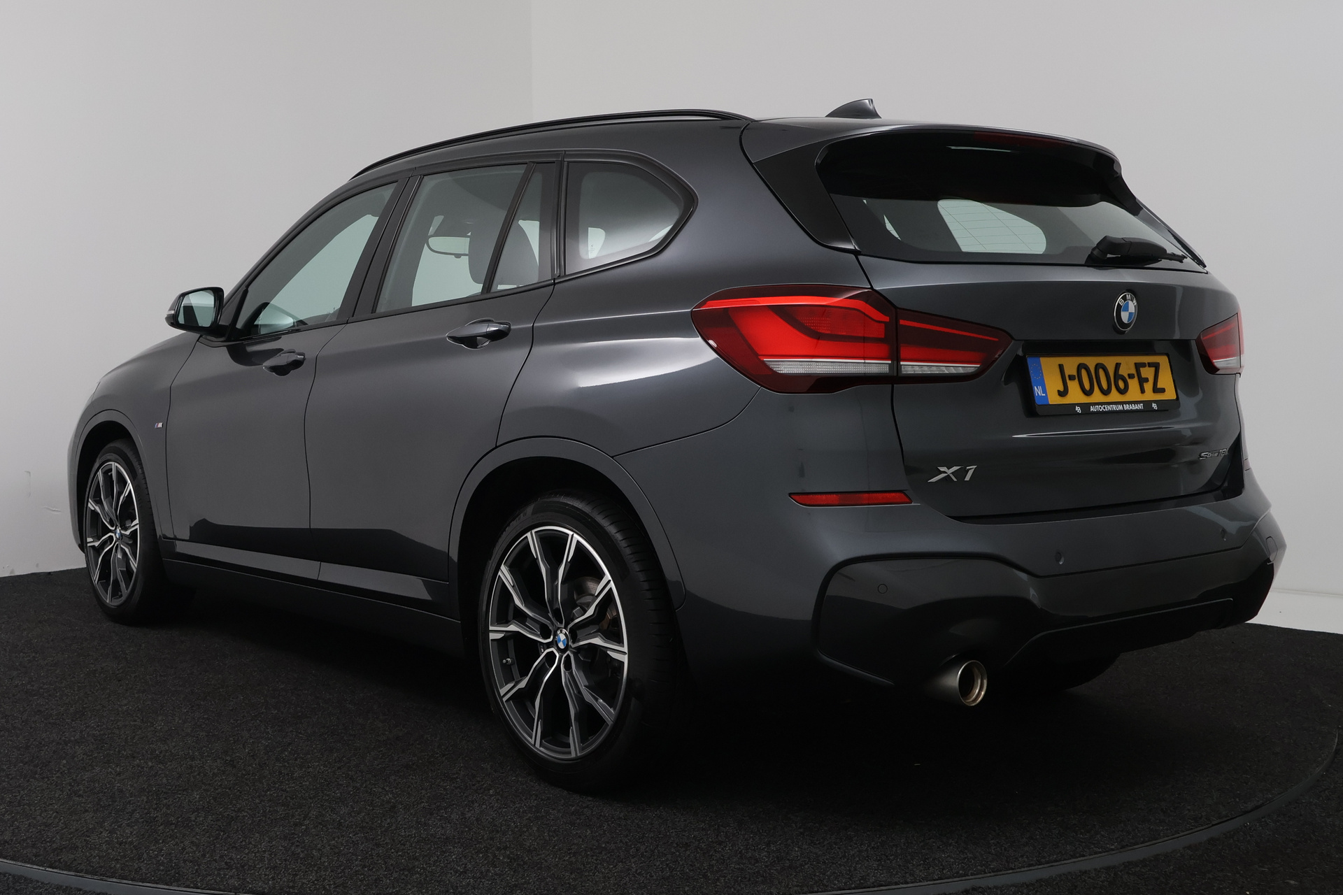 Foto van BMW X1 Sdrive18i