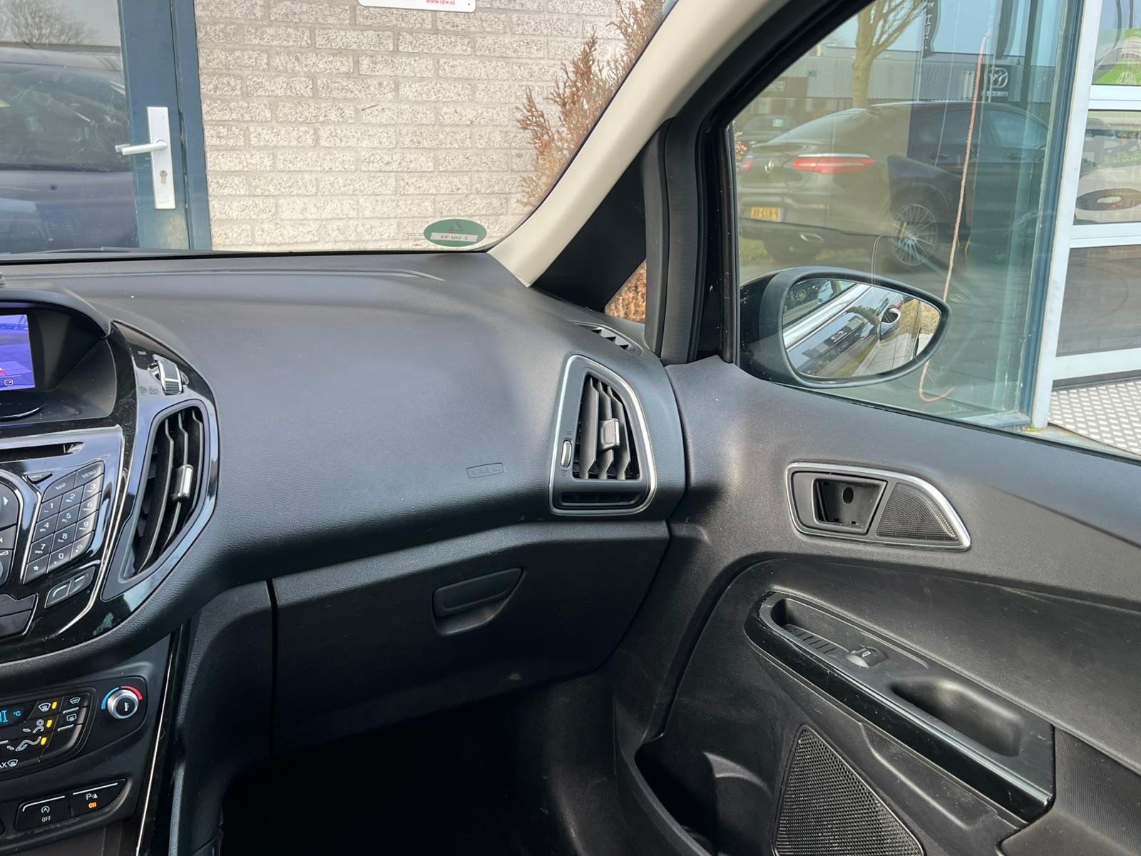 Foto van Ford B-max