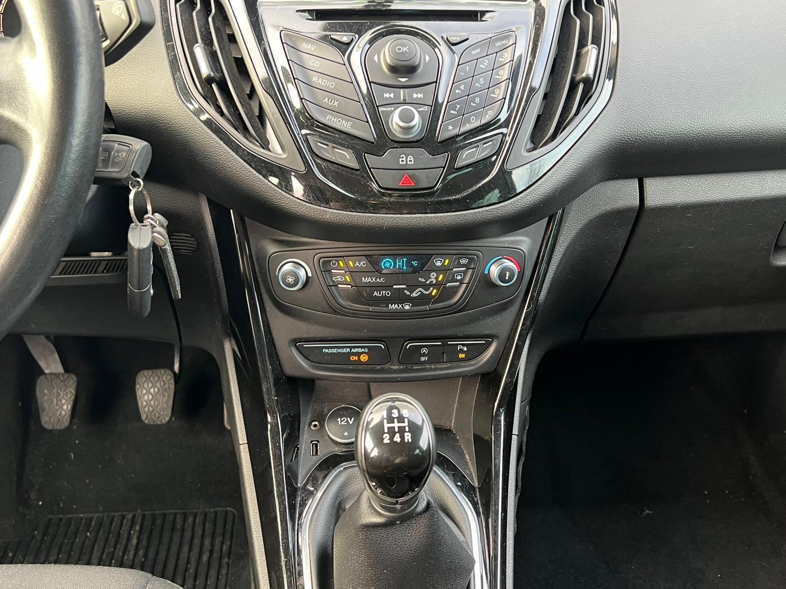 Foto van Ford B-max