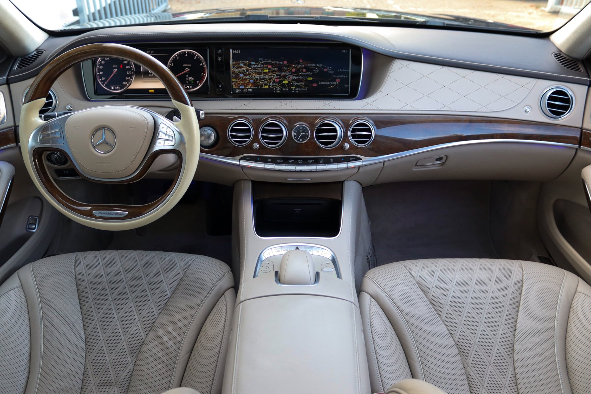 Foto van Mercedes-Benz S 500