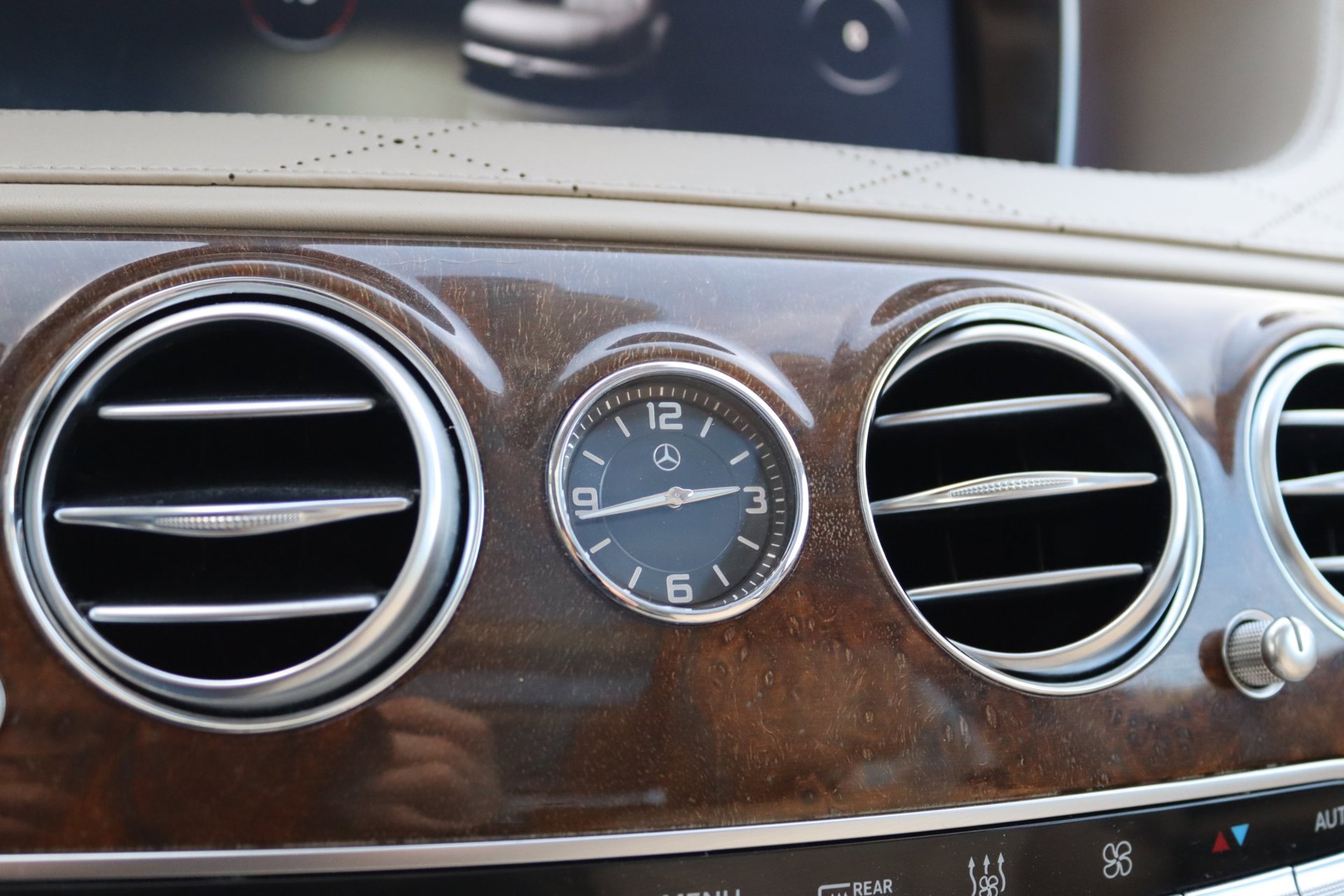 Foto van Mercedes-Benz S 500