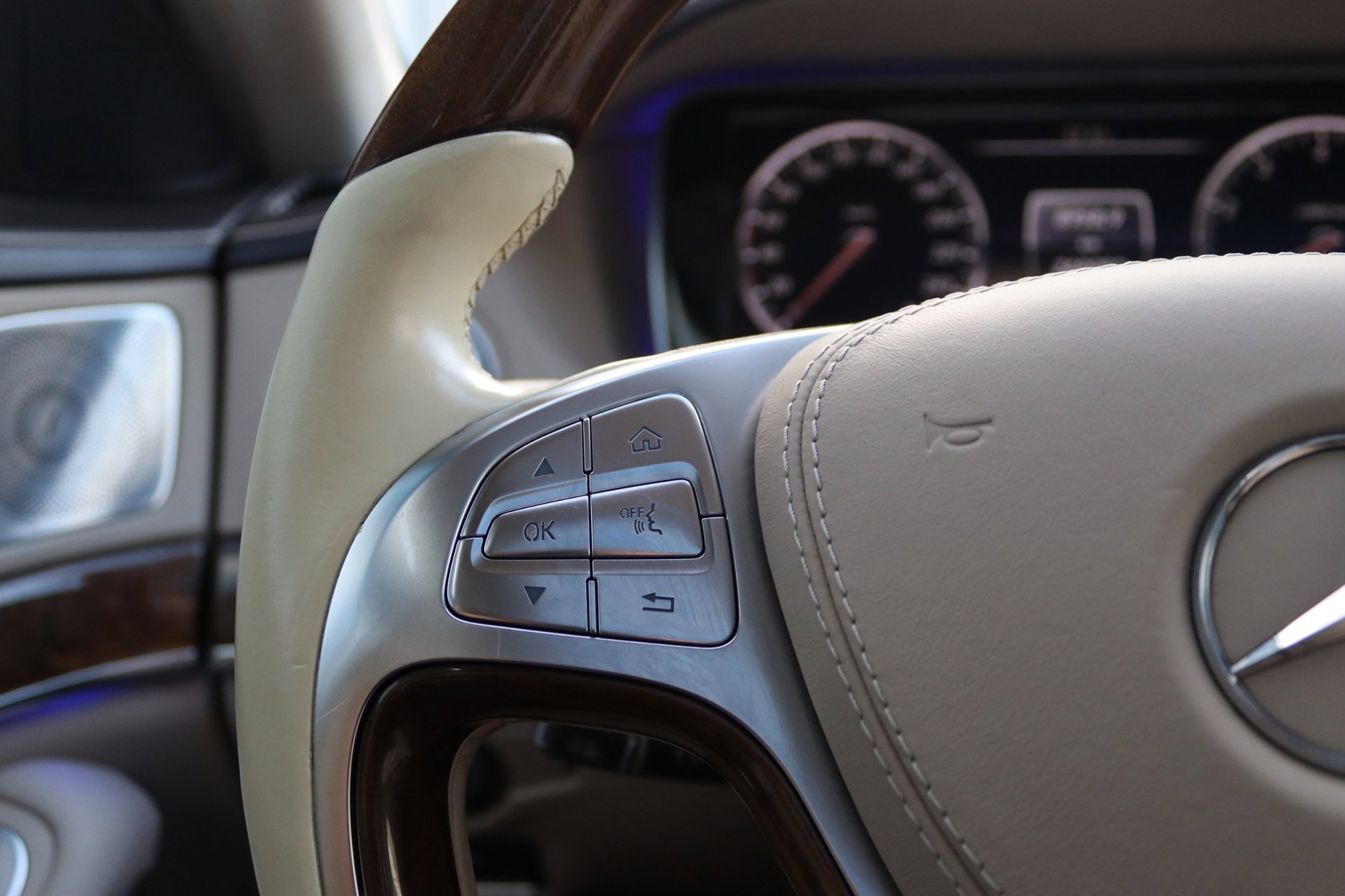 Foto van Mercedes-Benz S 500