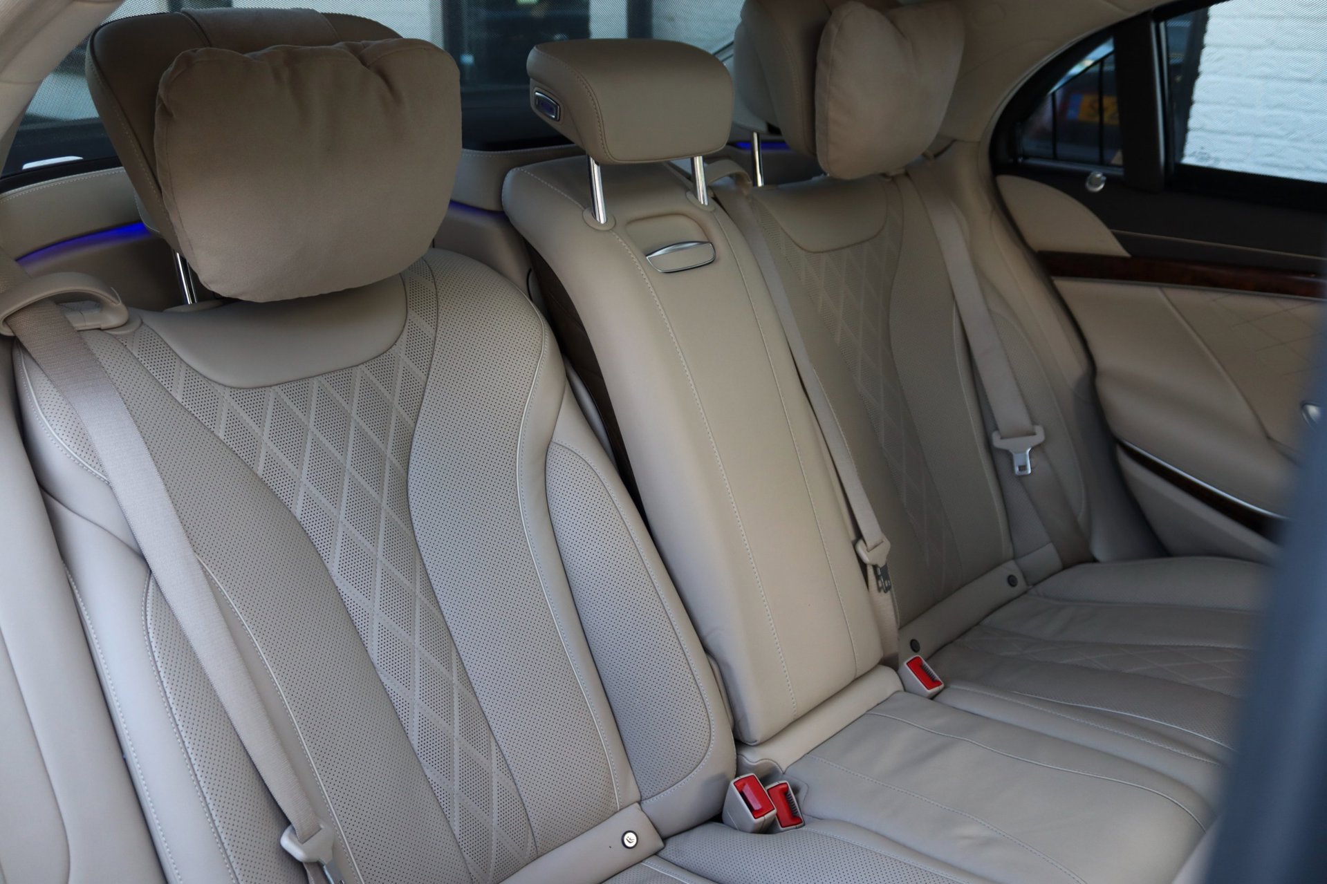 Foto van Mercedes-Benz S 500