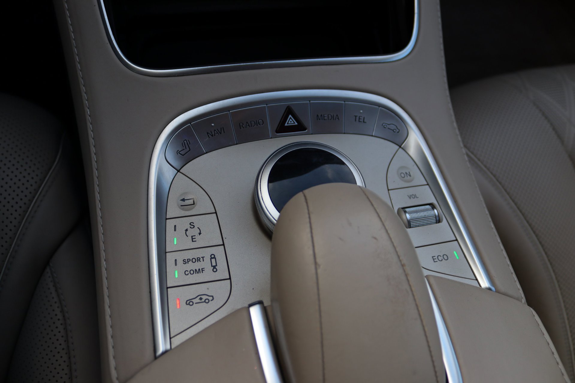 Foto van Mercedes-Benz S 500
