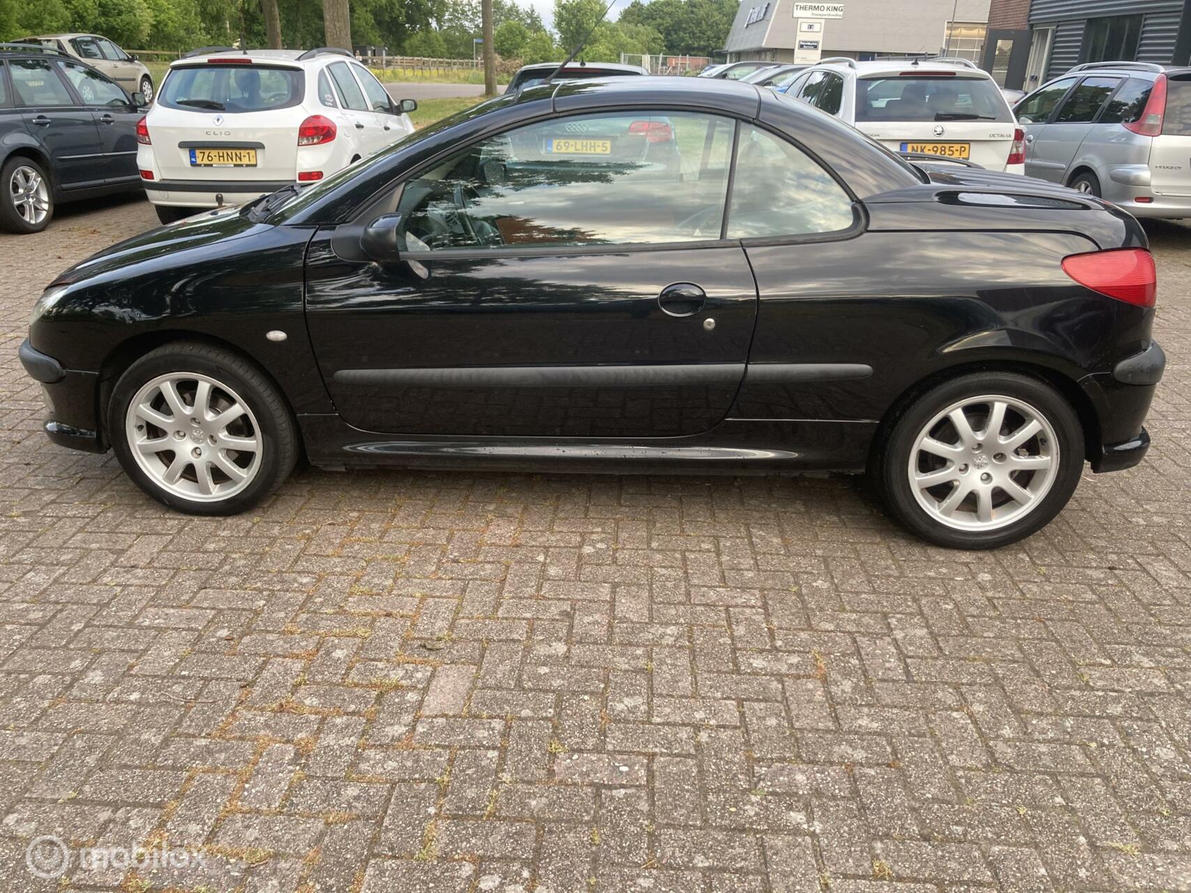 Foto van Peugeot 206 CC