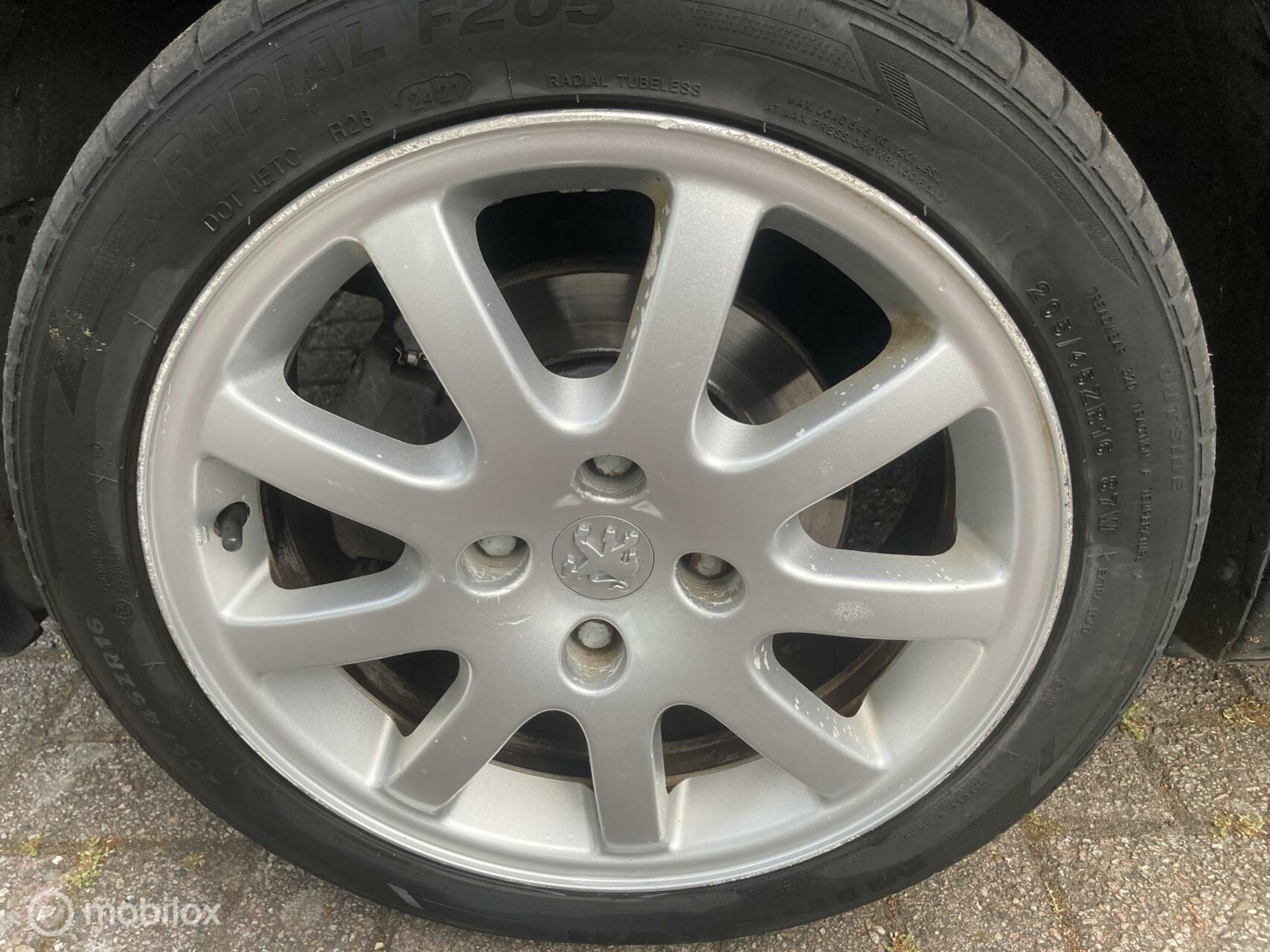 Foto van Peugeot 206 CC