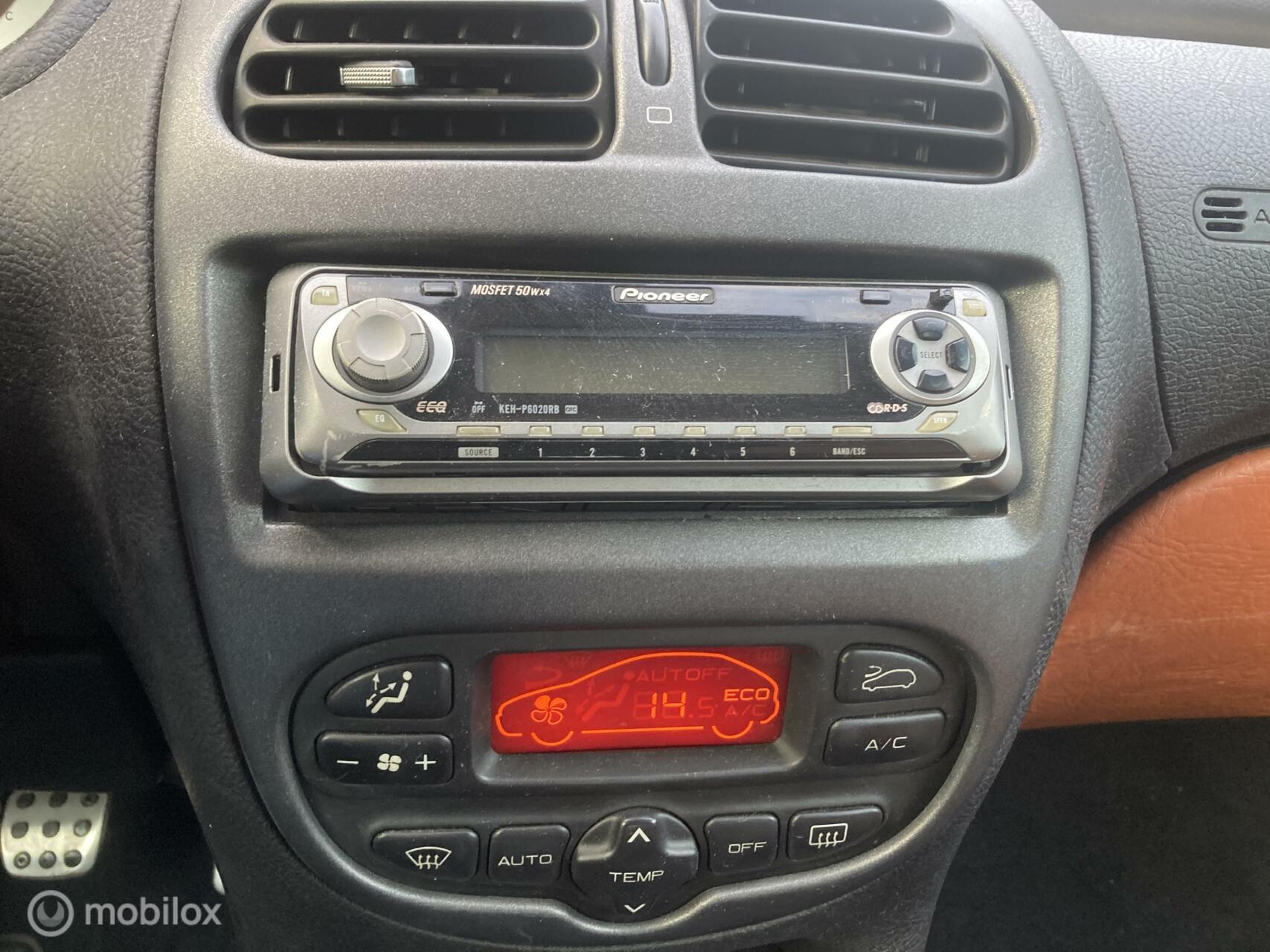 Foto van Peugeot 206 CC